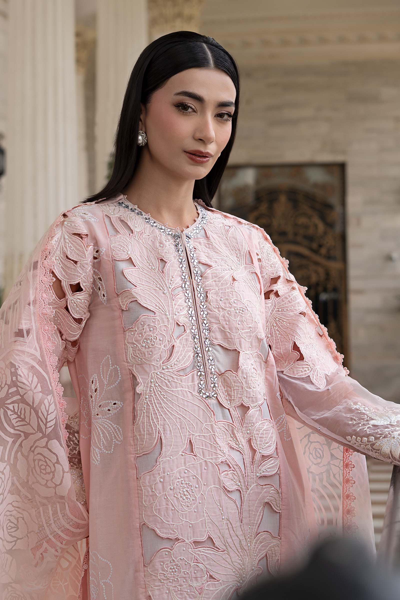 3 Piece Embroidered Lawn Suit - Image 2