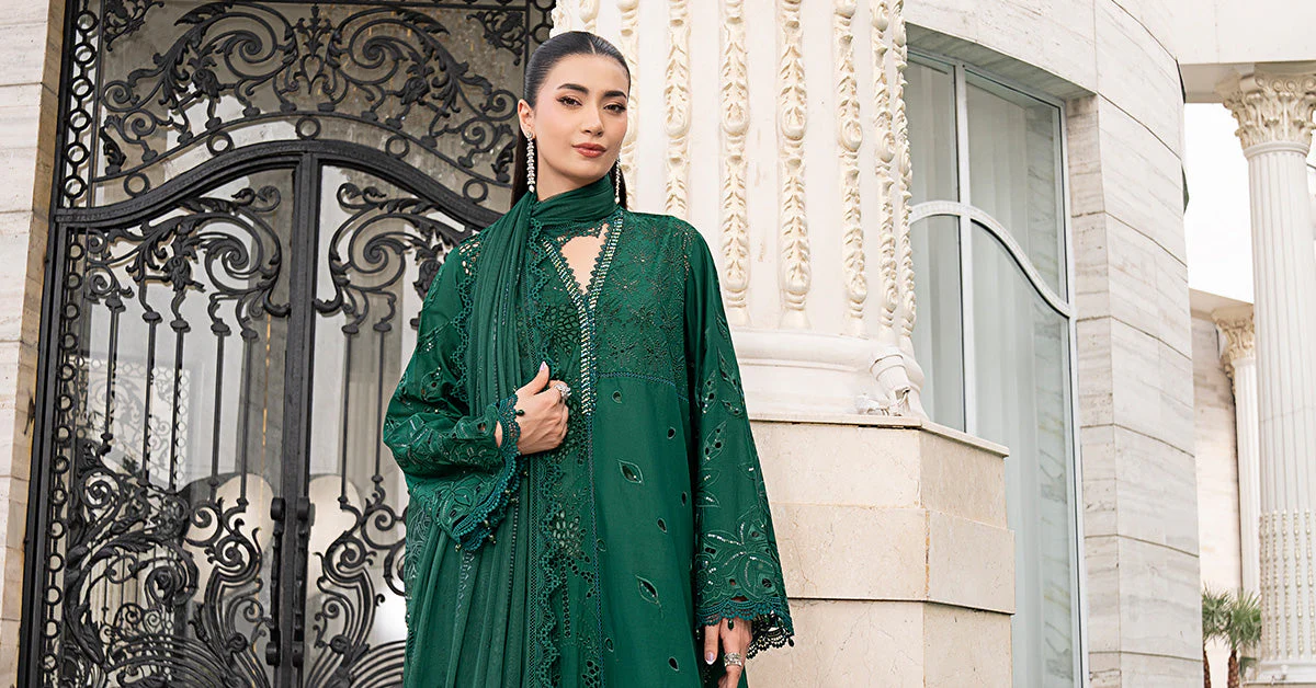 3 Piece Embroidered Lawn Suit - Image 11