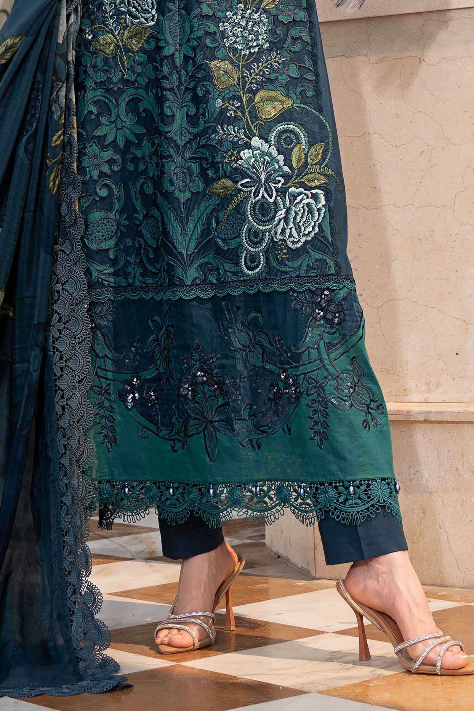 3 Piece Embroidered Lawn Suit - Image 6