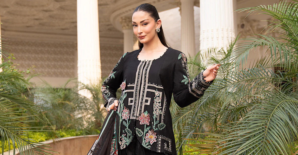 3 Piece Embroidered Jacquard Lawn Suit - Image 8