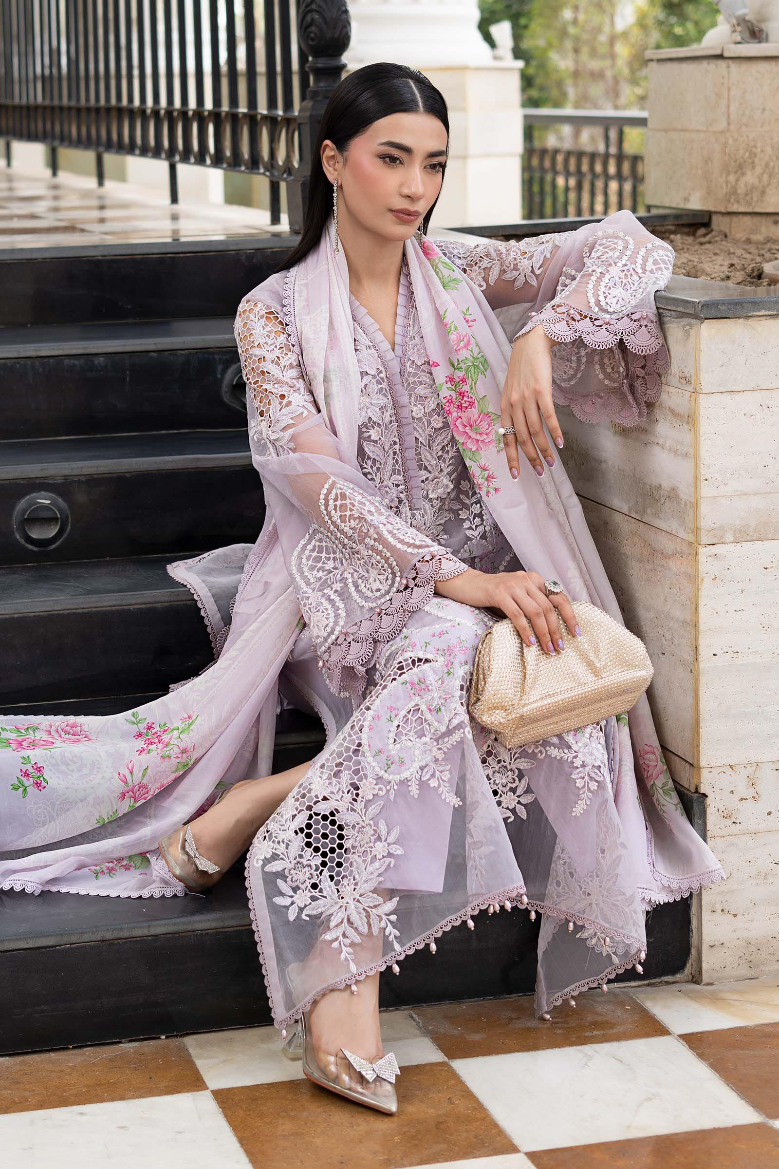 3 Piece Embroidered Lawn Suit - Image 2