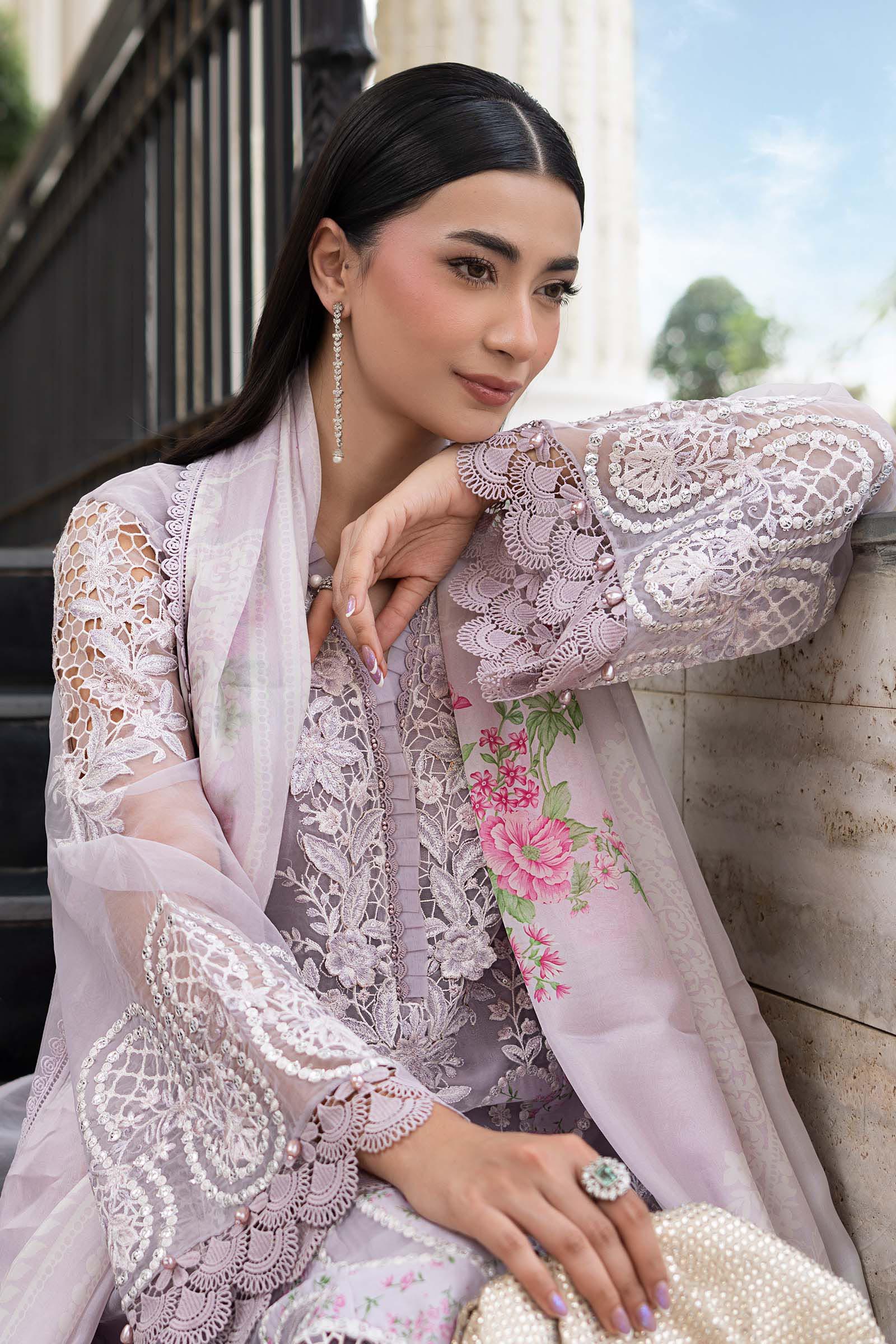 3 Piece Embroidered Lawn Suit - Image 3