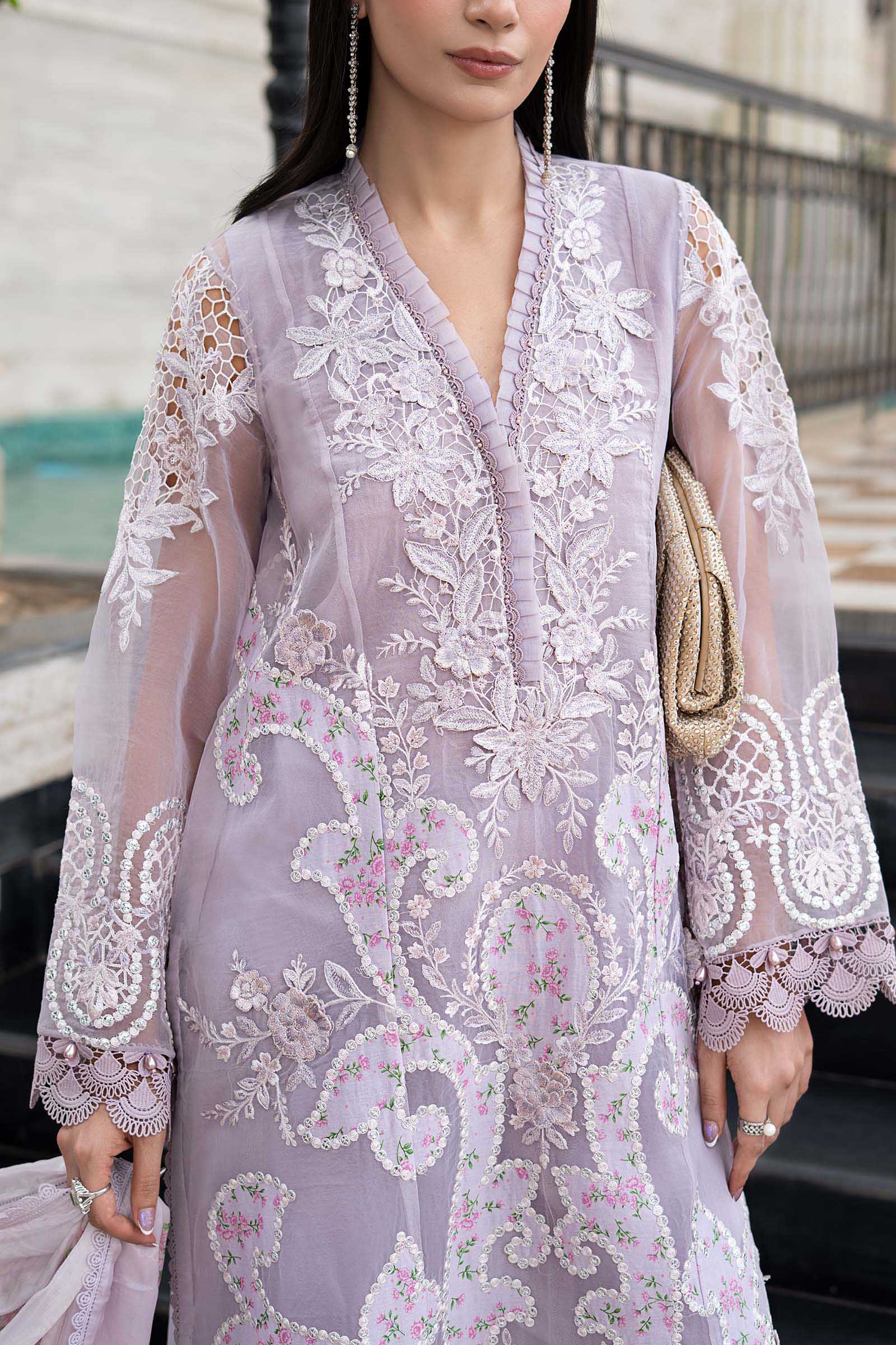 3 Piece Embroidered Lawn Suit - Image 4