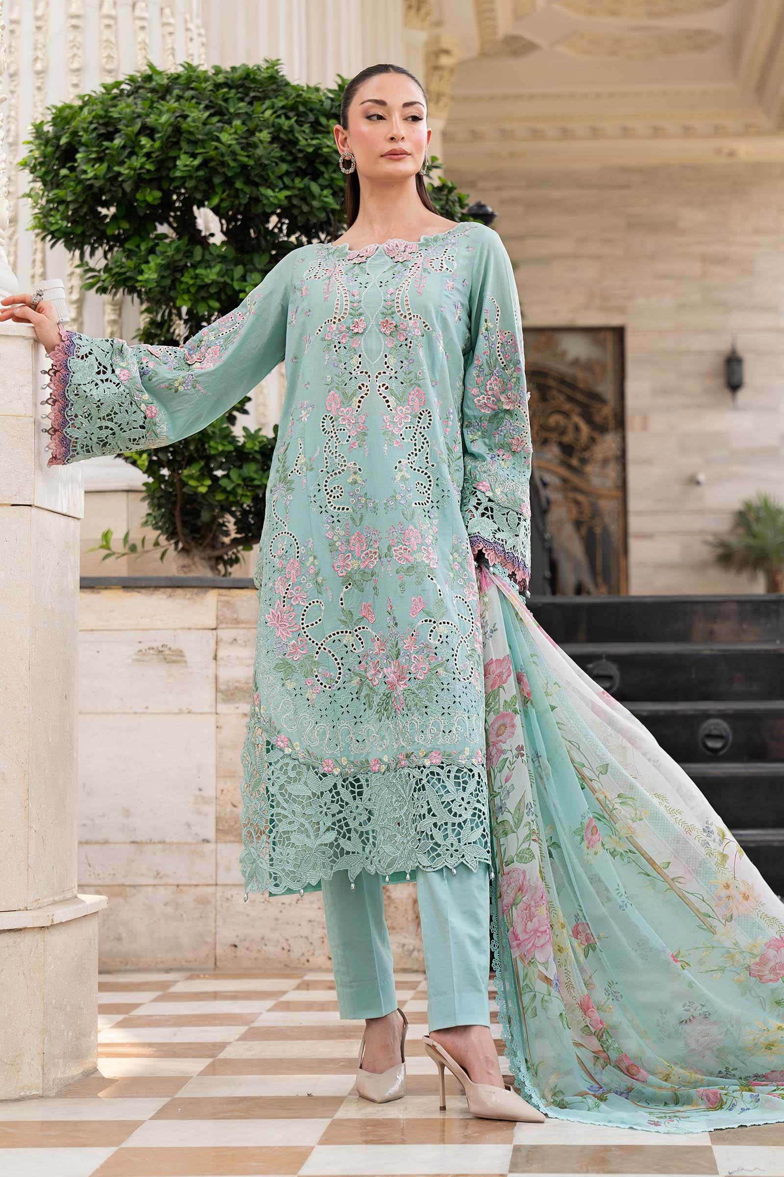 3 Piece Embroidered Lawn Suit