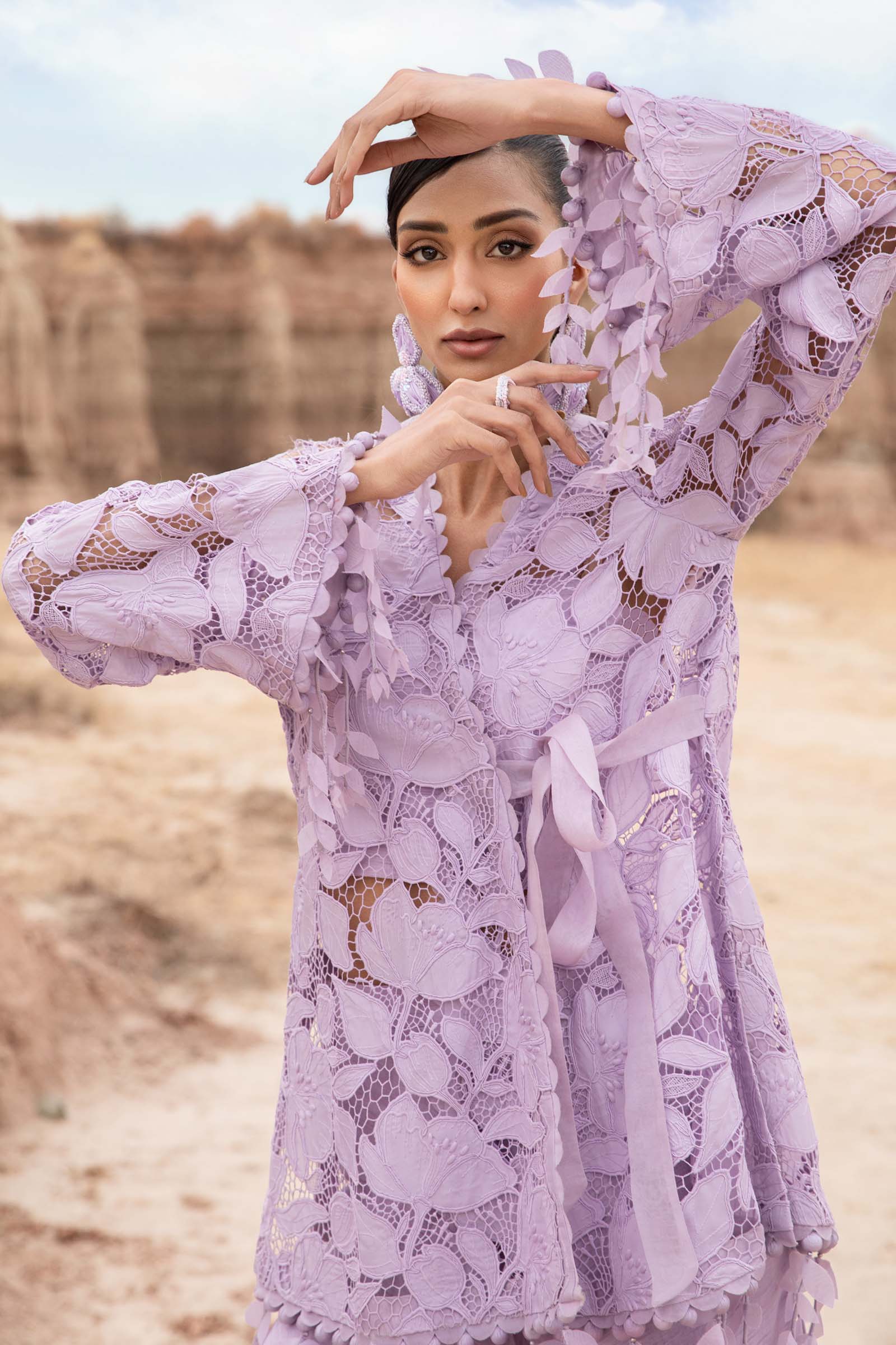 Embroidered Silk Fabric (1Pc) | LF-CH1R1 - Image 2