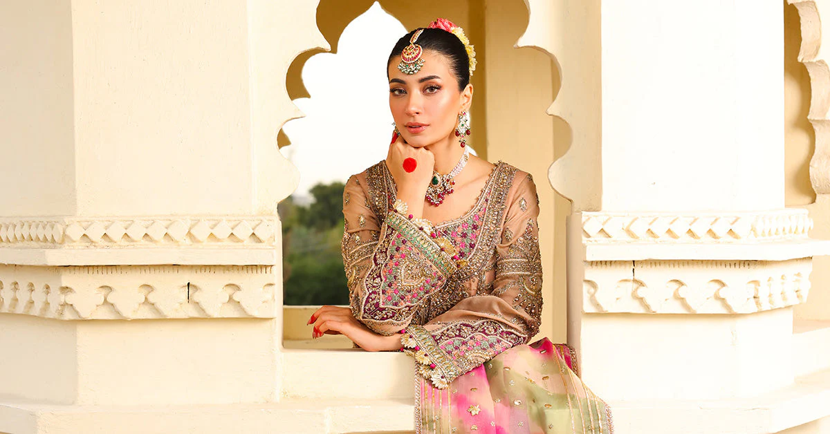 Zeenat-un-Nisa - Image 11