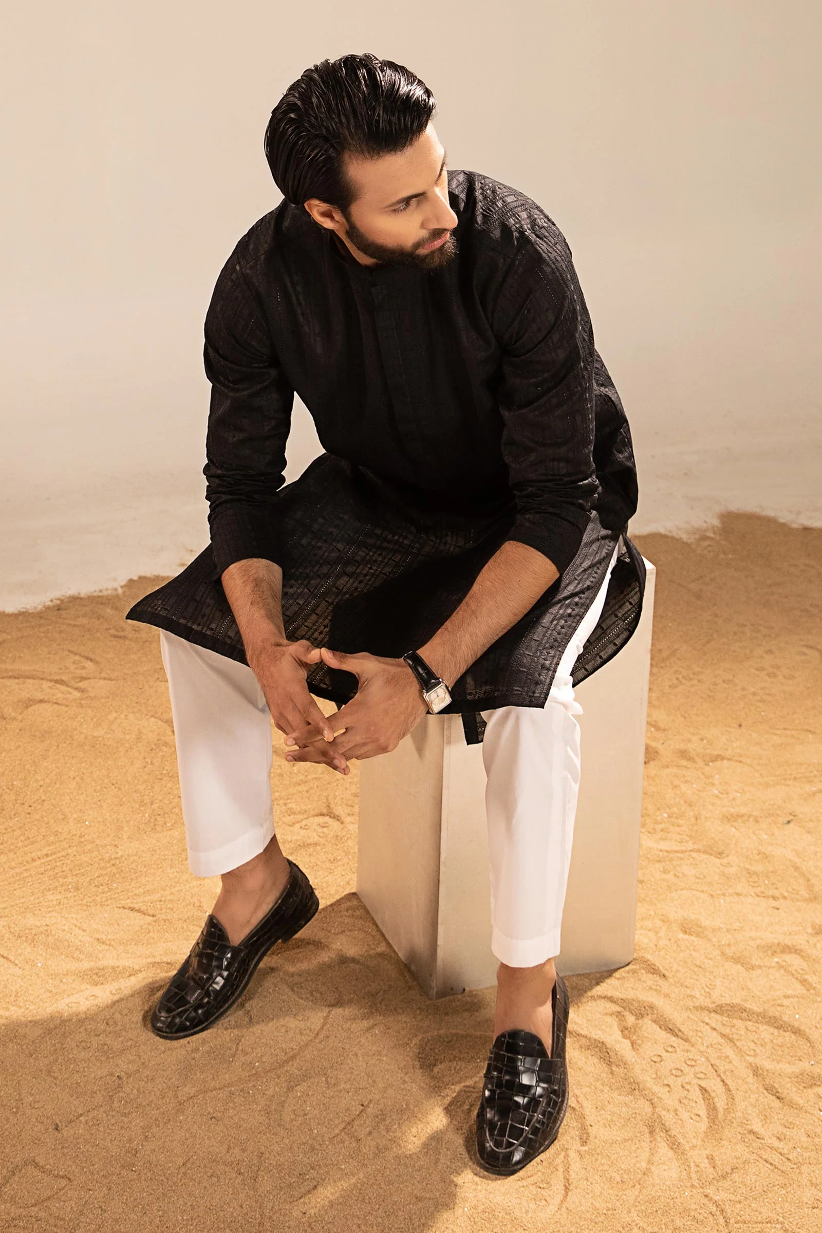 Embroidered Cotton Kurta - Image 4