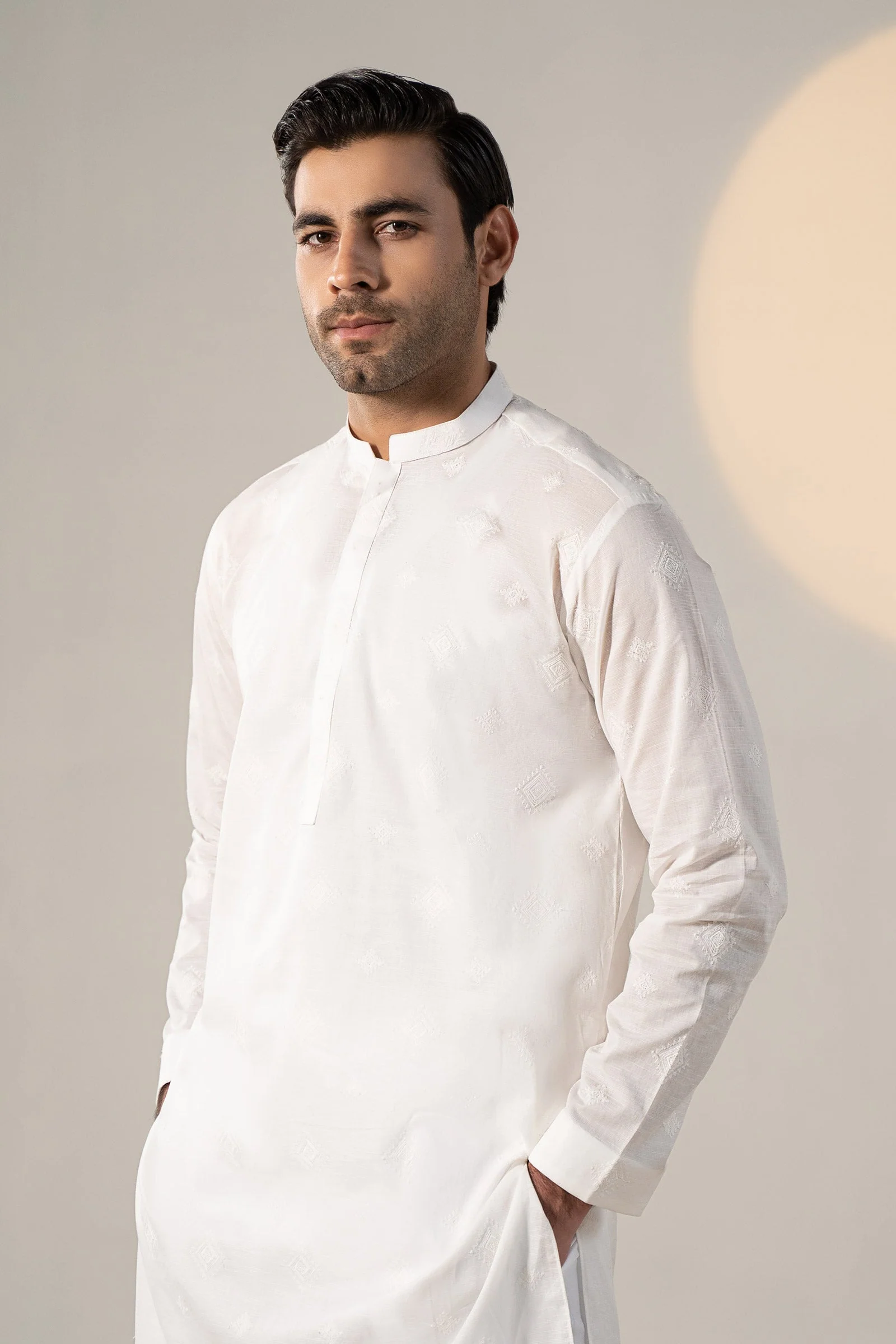 Embroidered Cotton Kurta - Image 4