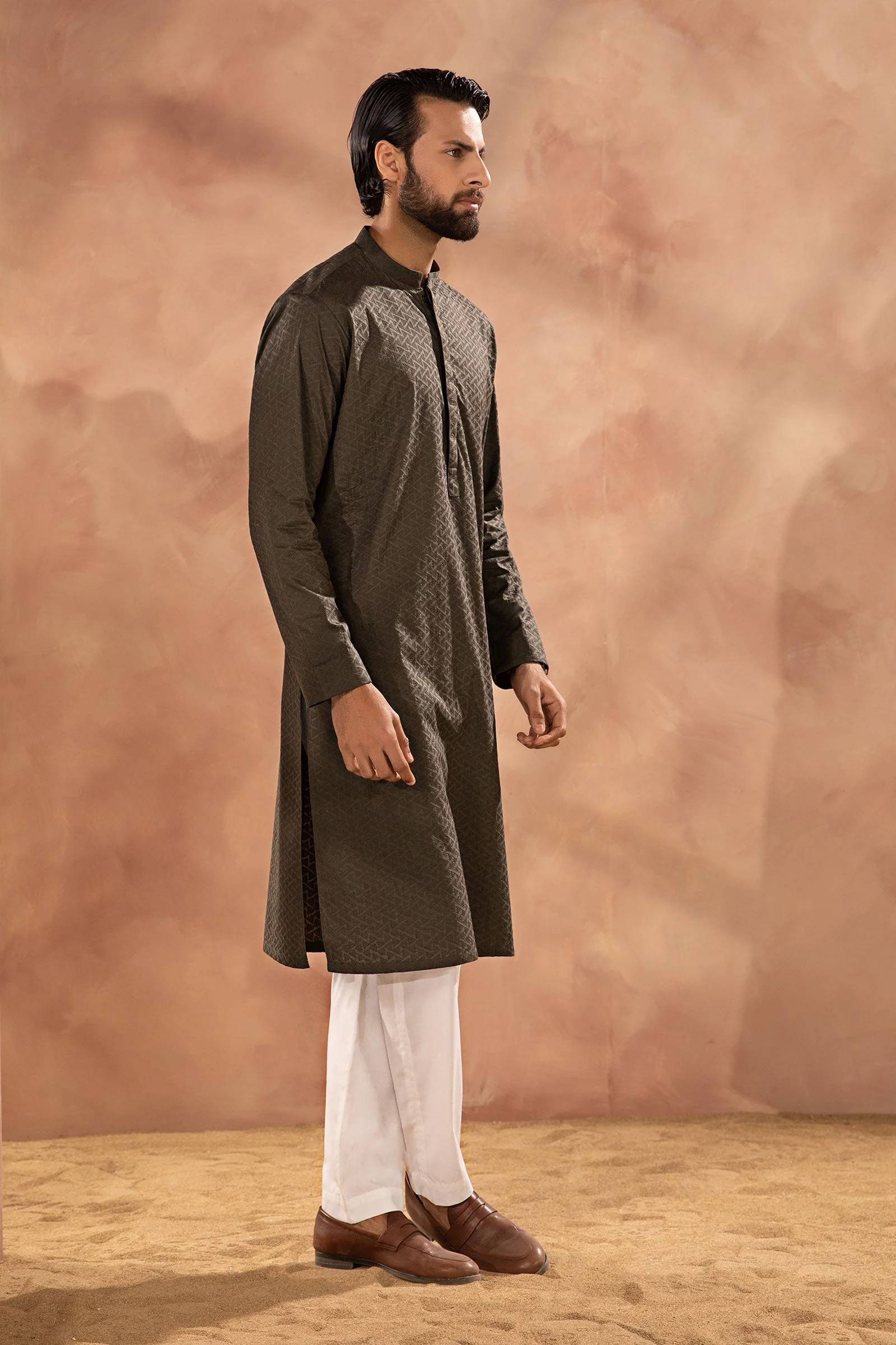 Embroidered Cotton Kurta - Image 3