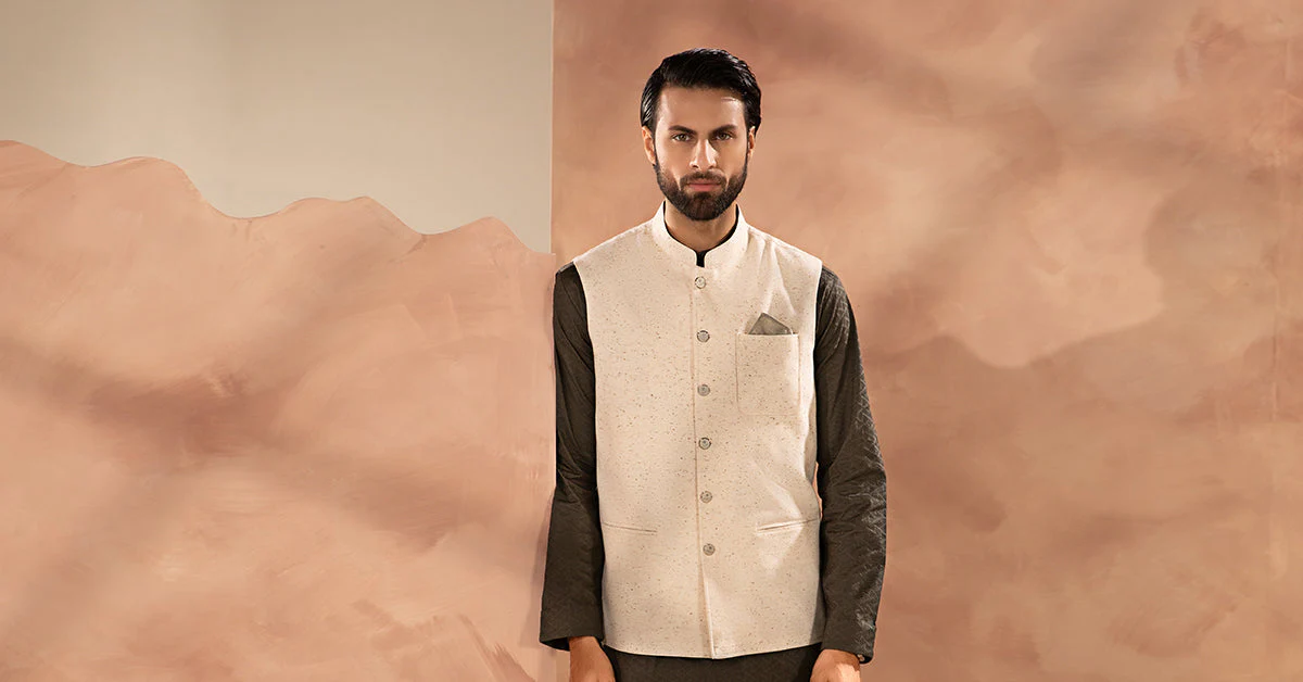 Off-White Waistcoat - Image 4