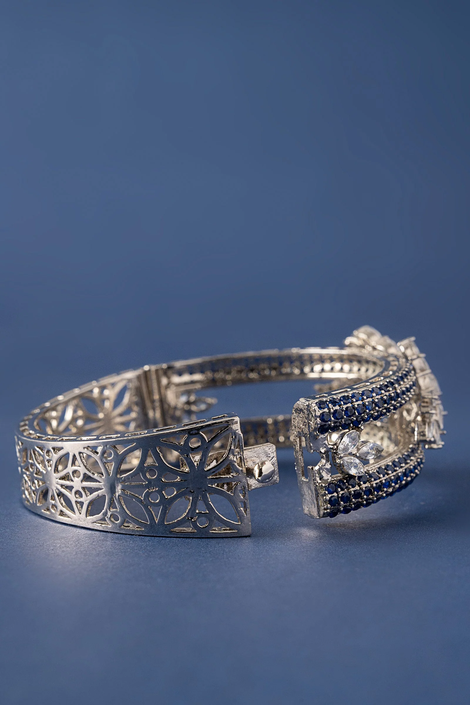 Leafra Bangle - Image 4