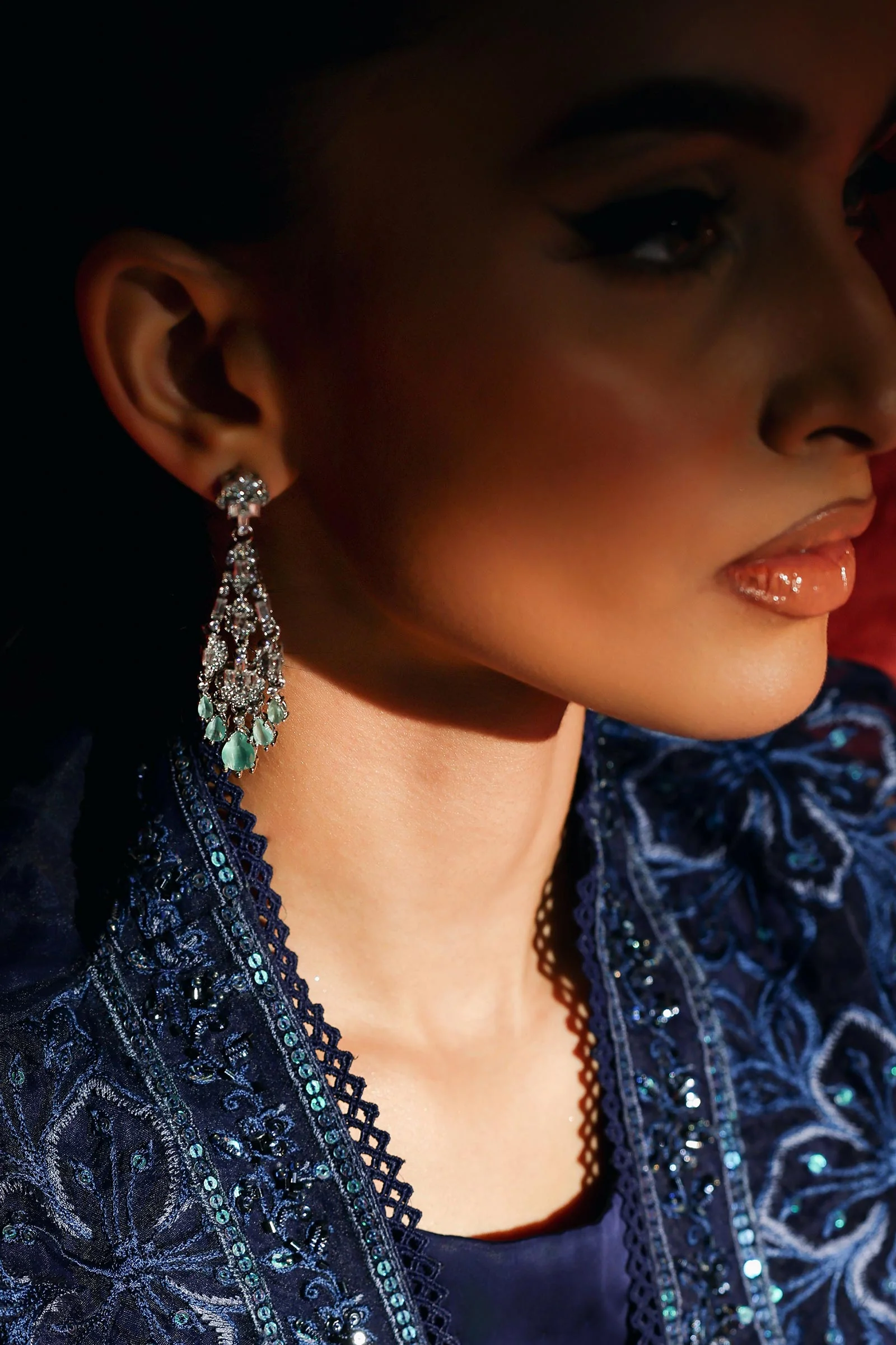 Vanta Earrings - Image 4