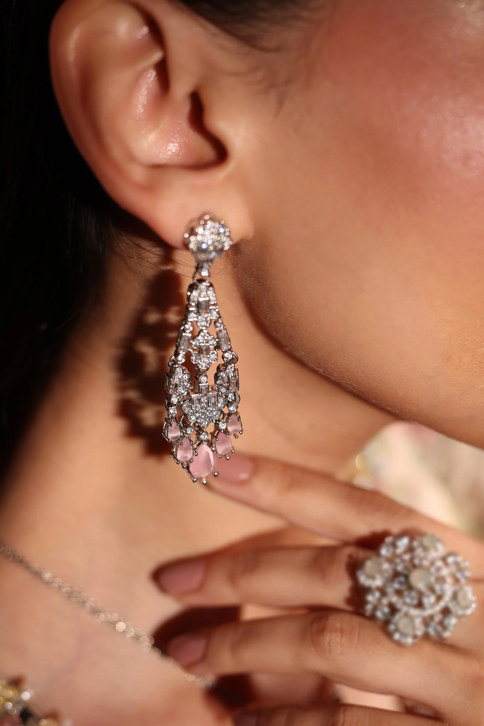 Vanta Earrings - Image 4