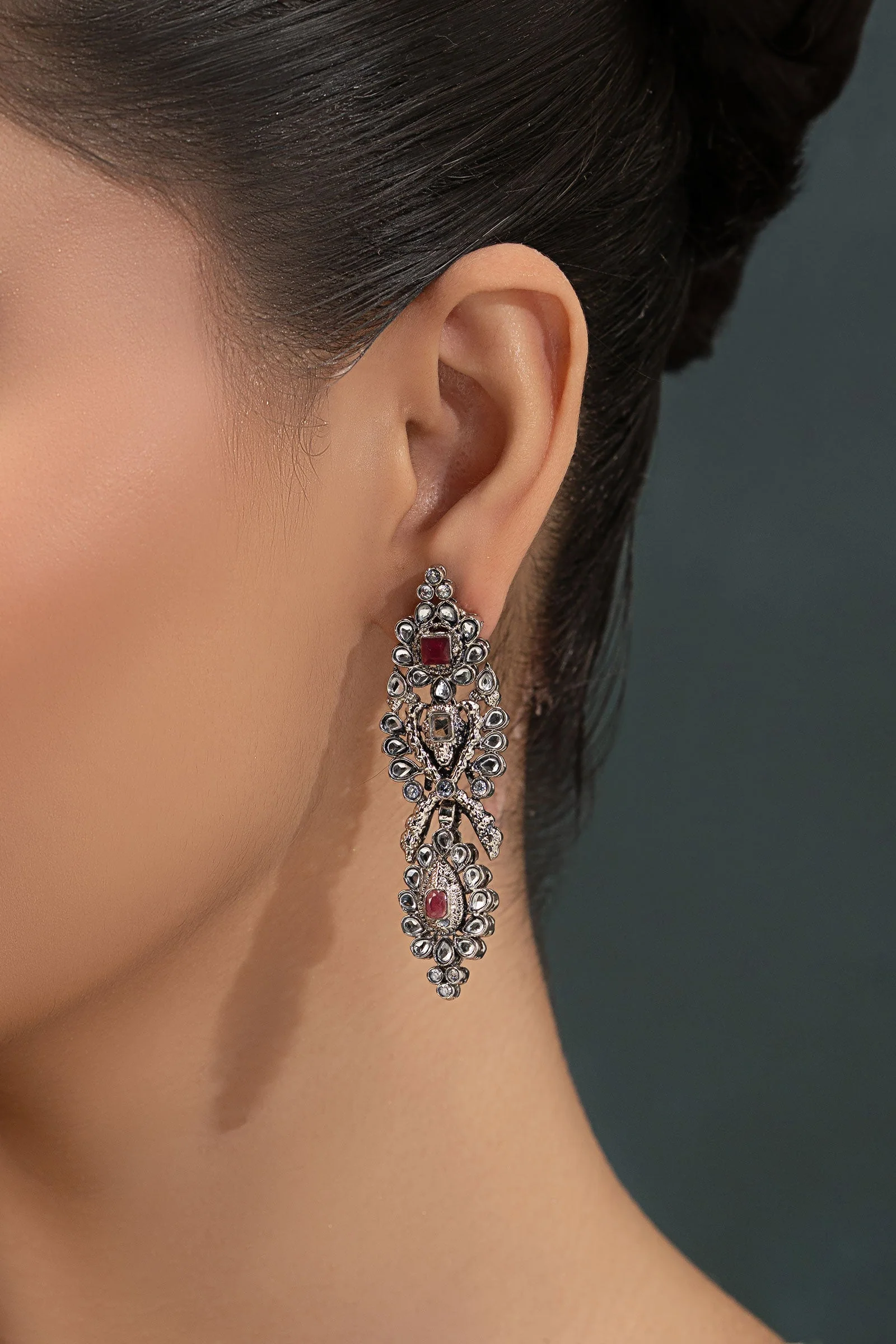 Zarghuna Earrings - Image 5