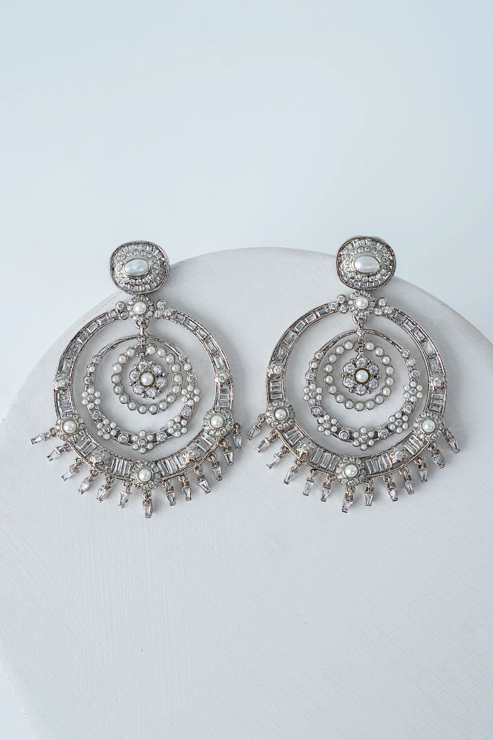 Twisra Earrings - Image 4