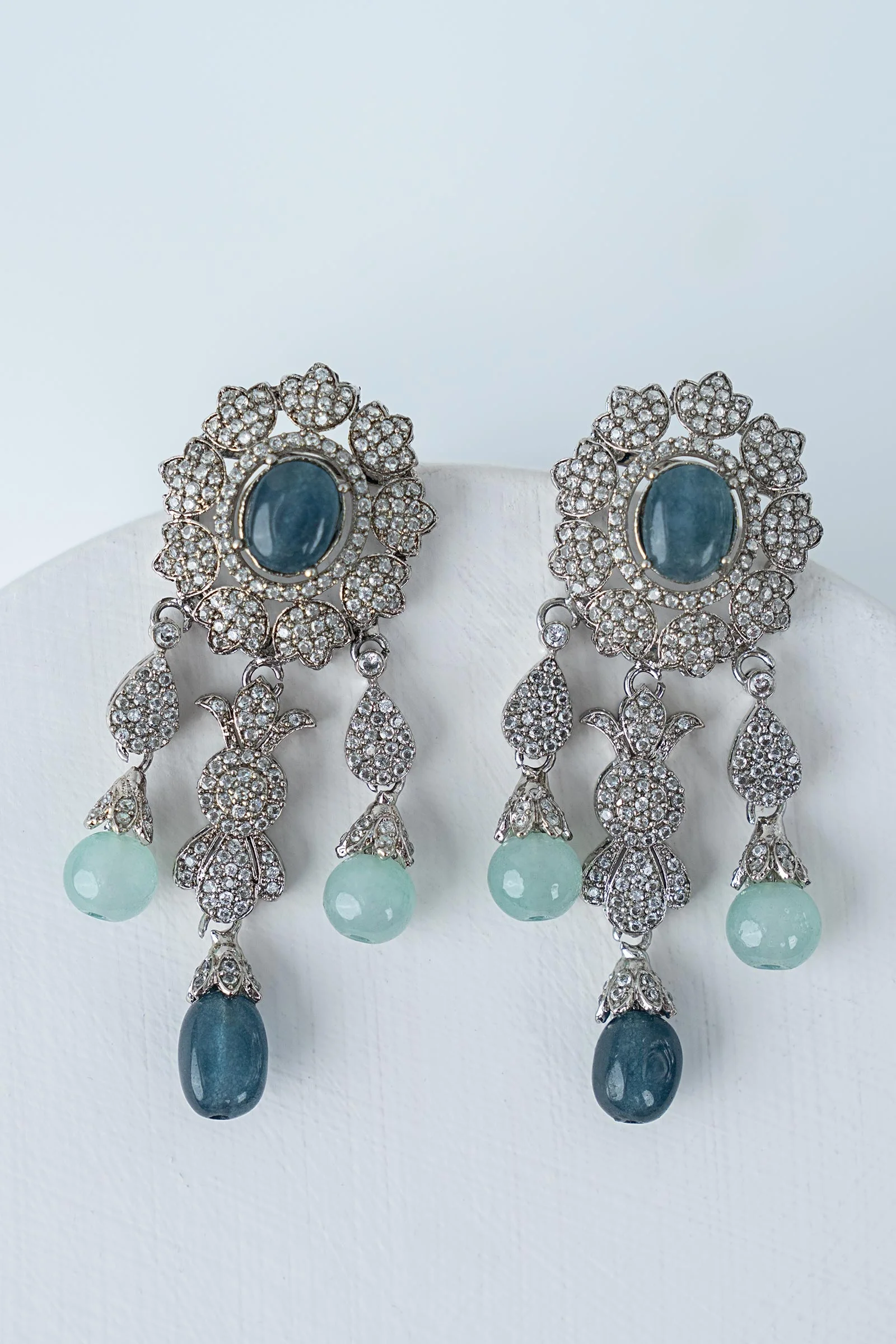 Floraya Earrings - Image 3