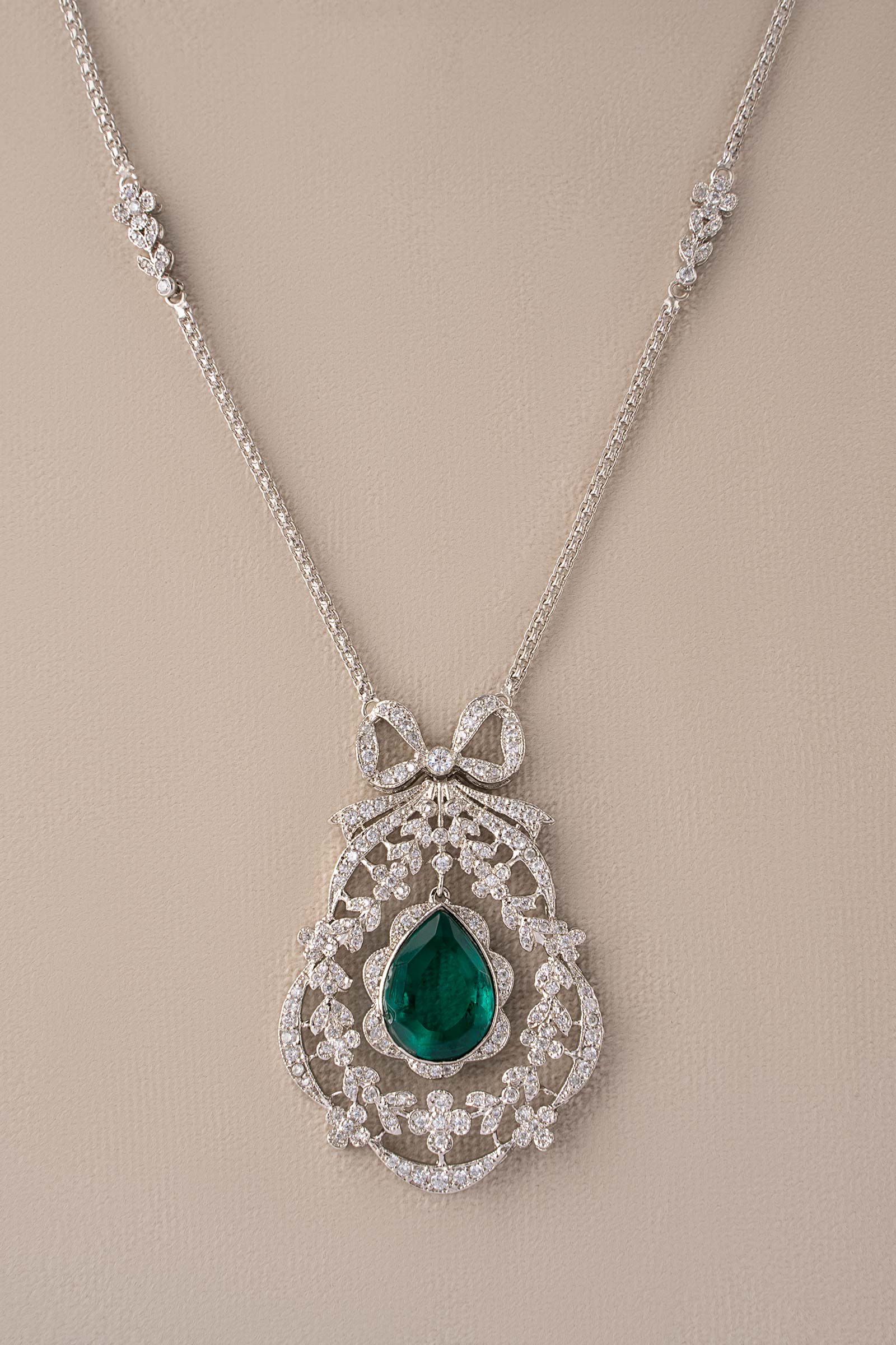 Bow Pendant - Image 2
