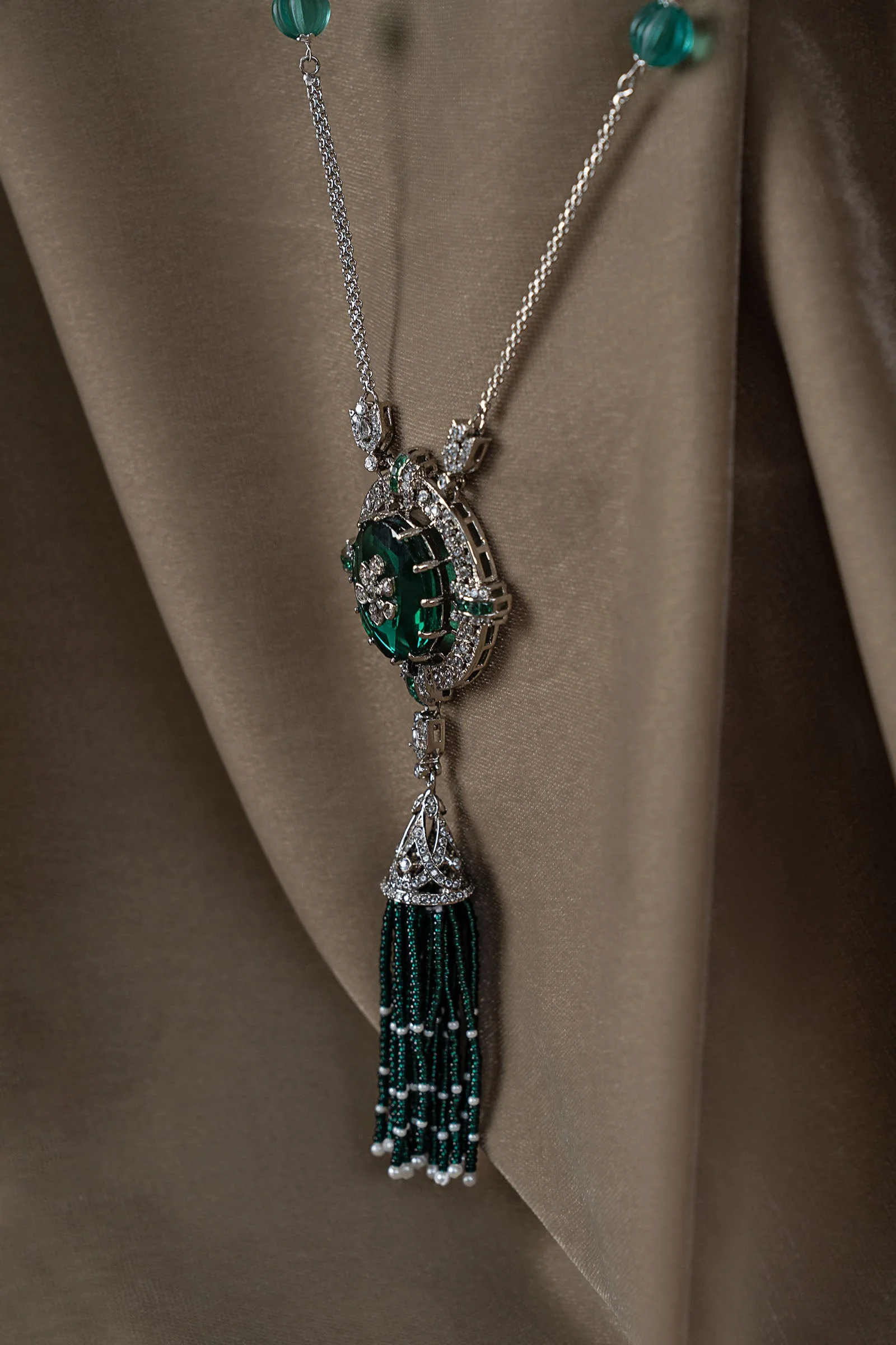 Avelora Pendant - Image 6