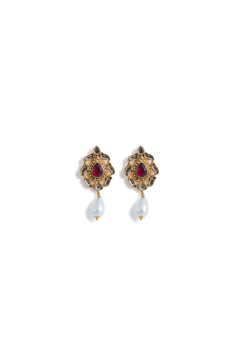 Studs - Image 2