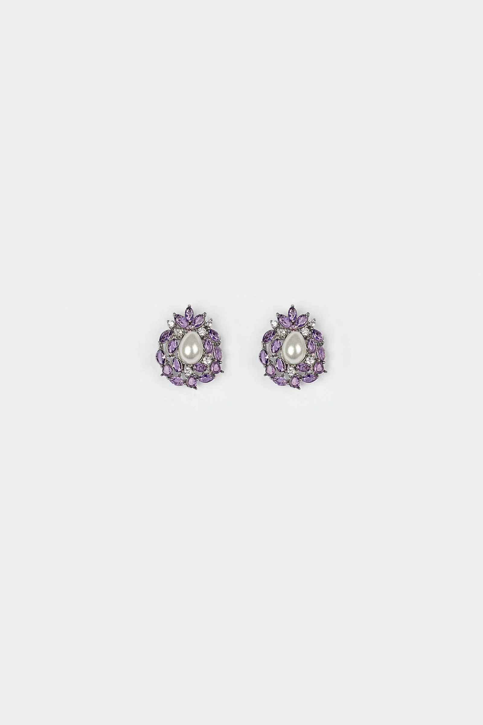 Studs - Image 2