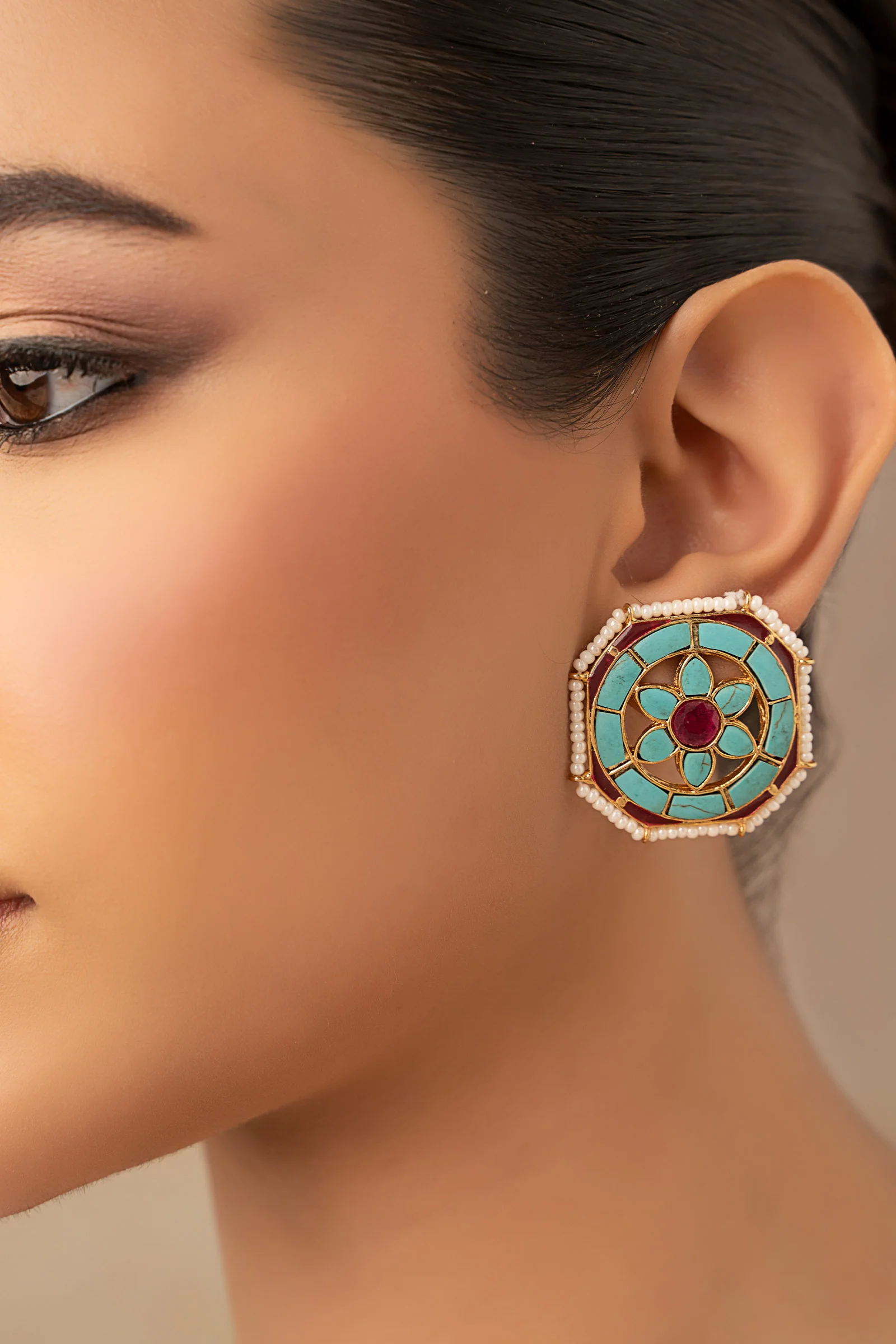 Avira Studs - Image 2