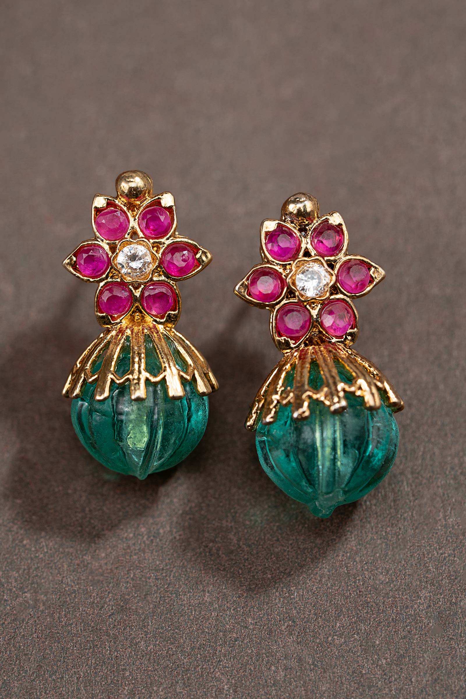 Mabbis Studs - Image 3