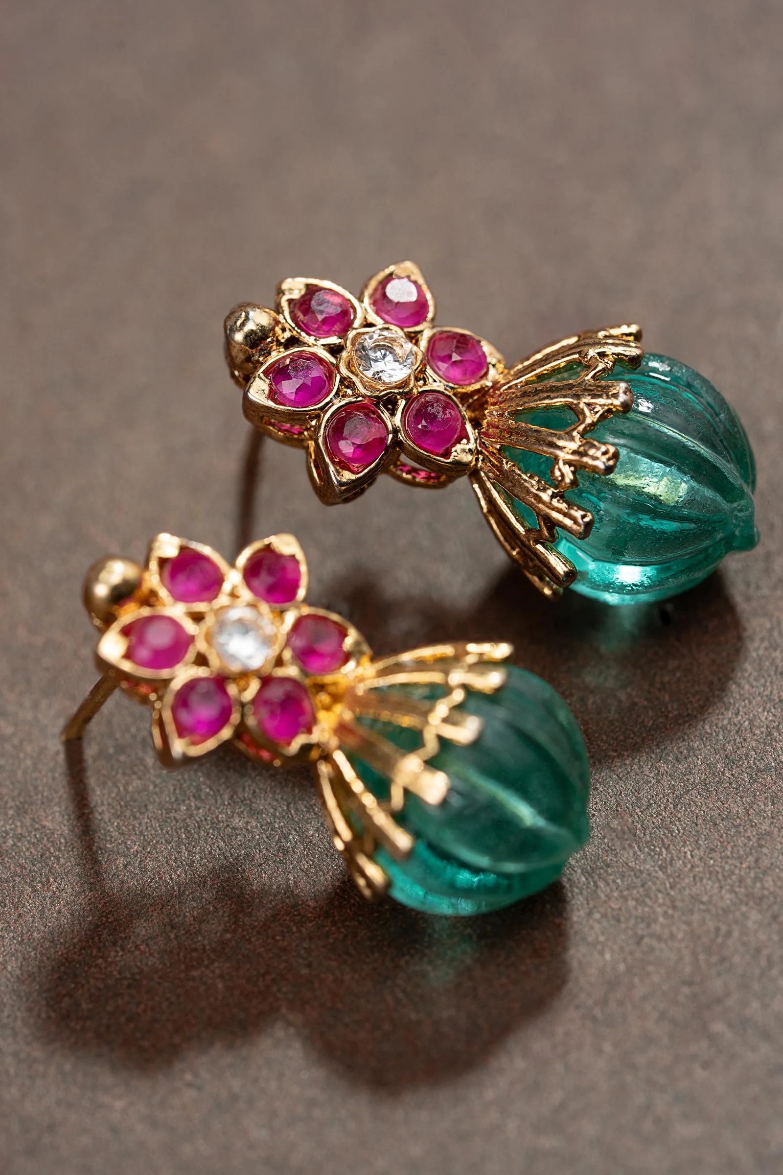 Mabbis Studs - Image 4