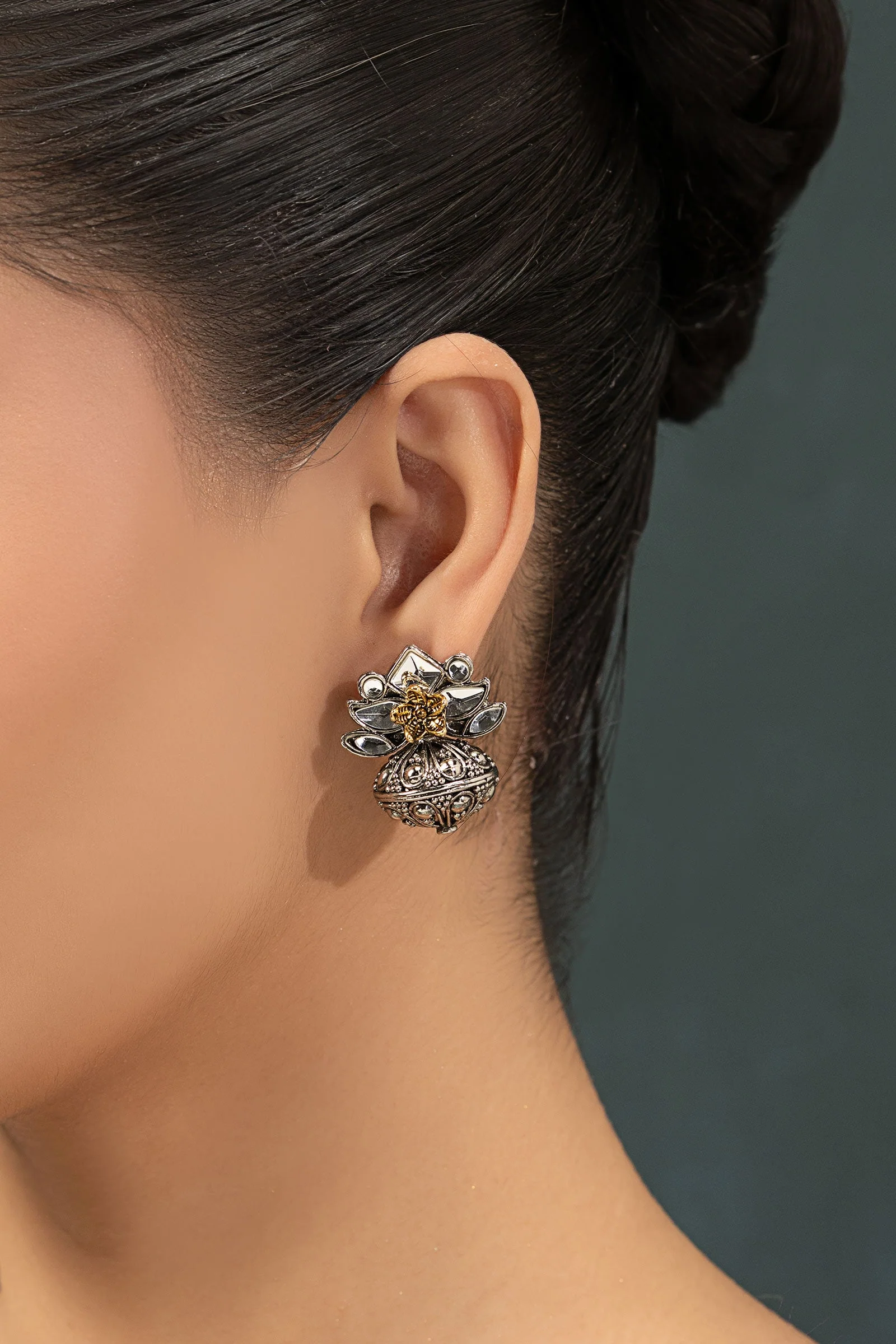 Gulpari Studs - Image 3