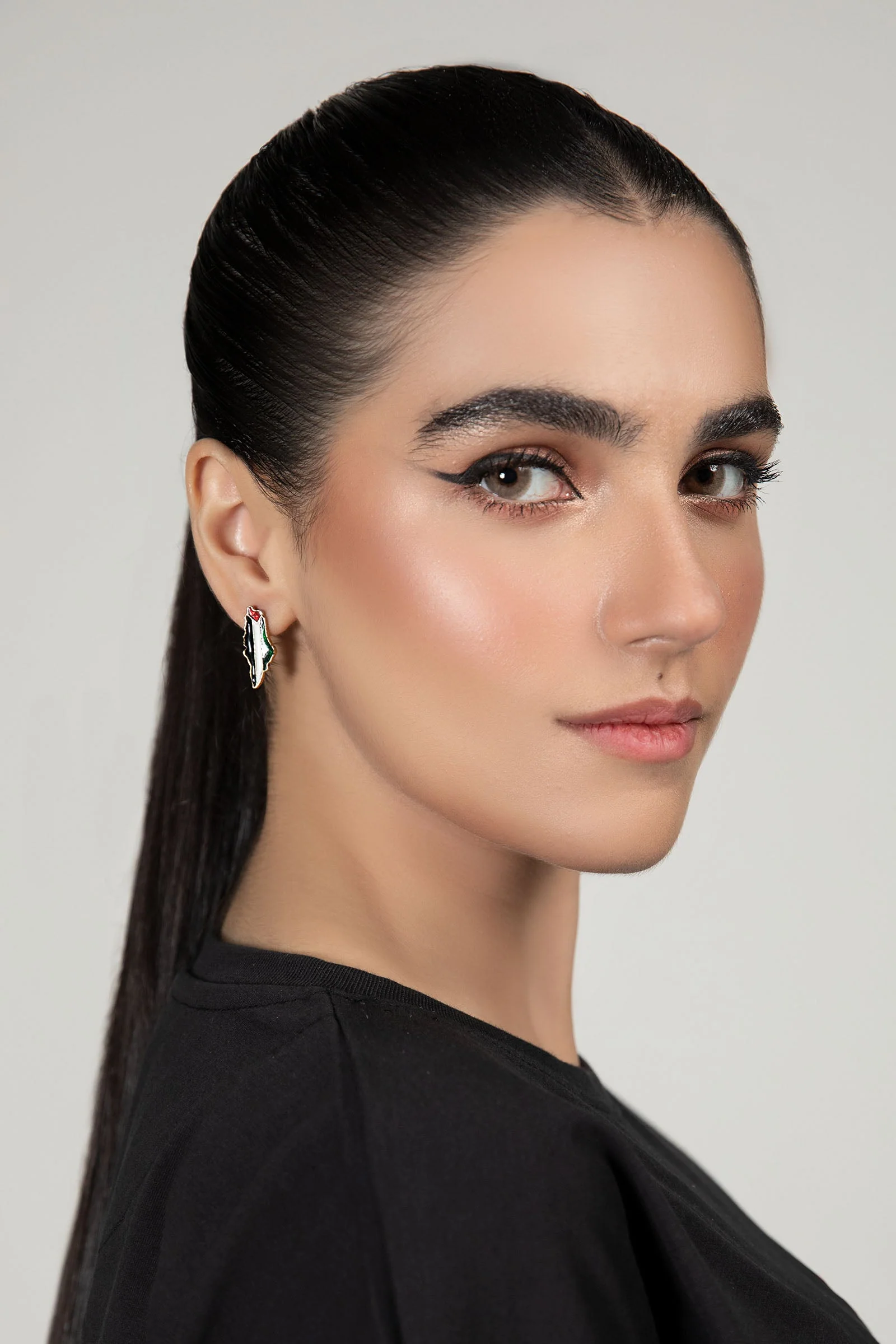 Studs - Image 5