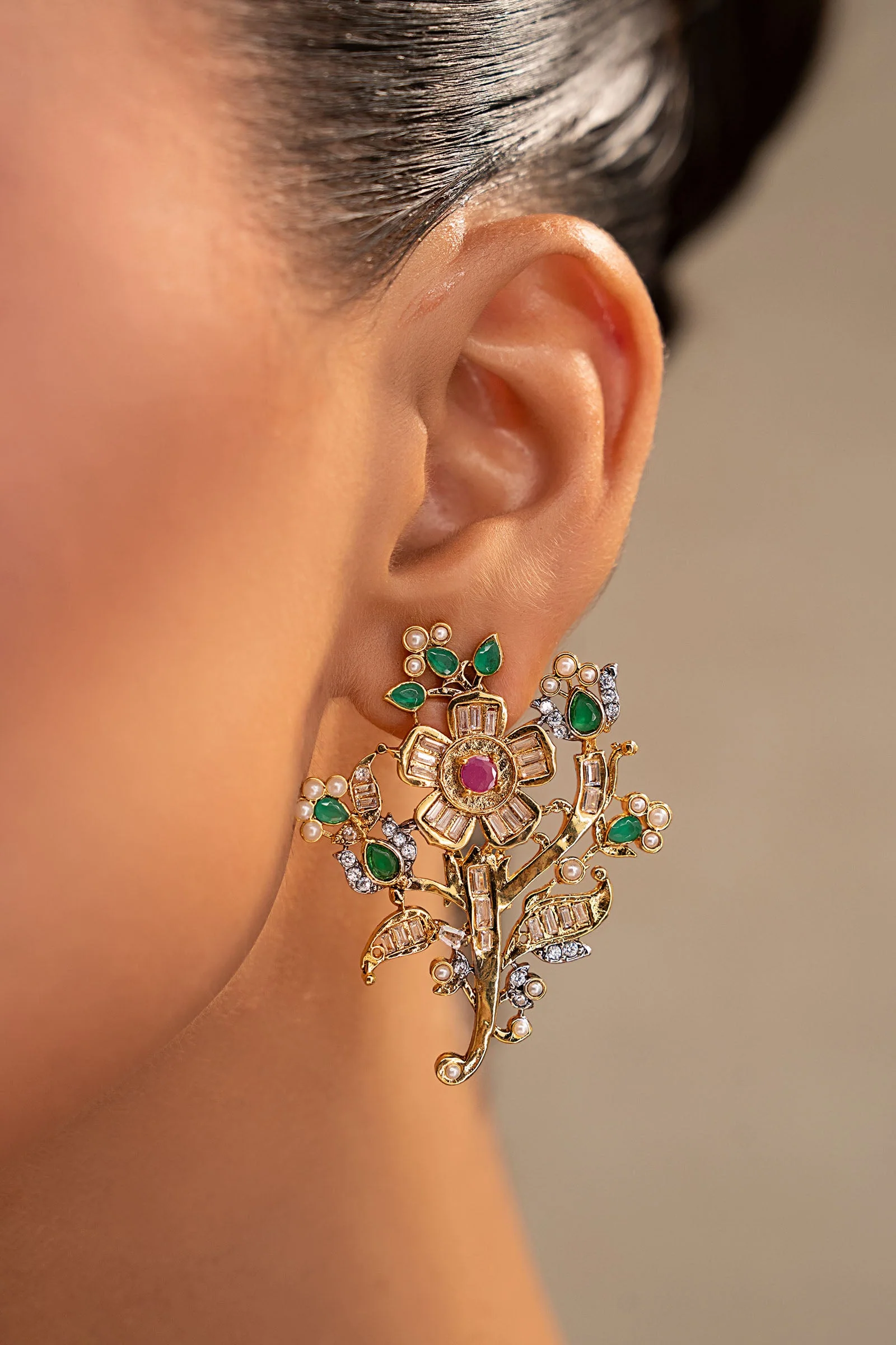 Sylvora Studs - Image 2