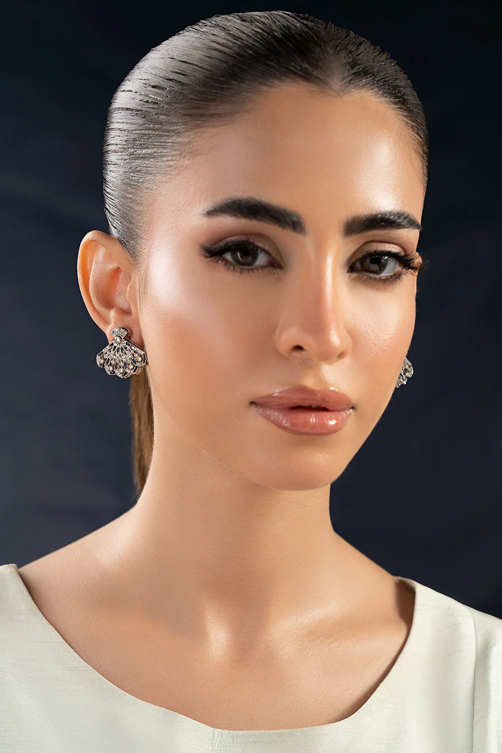 Peavera Studs - Image 2