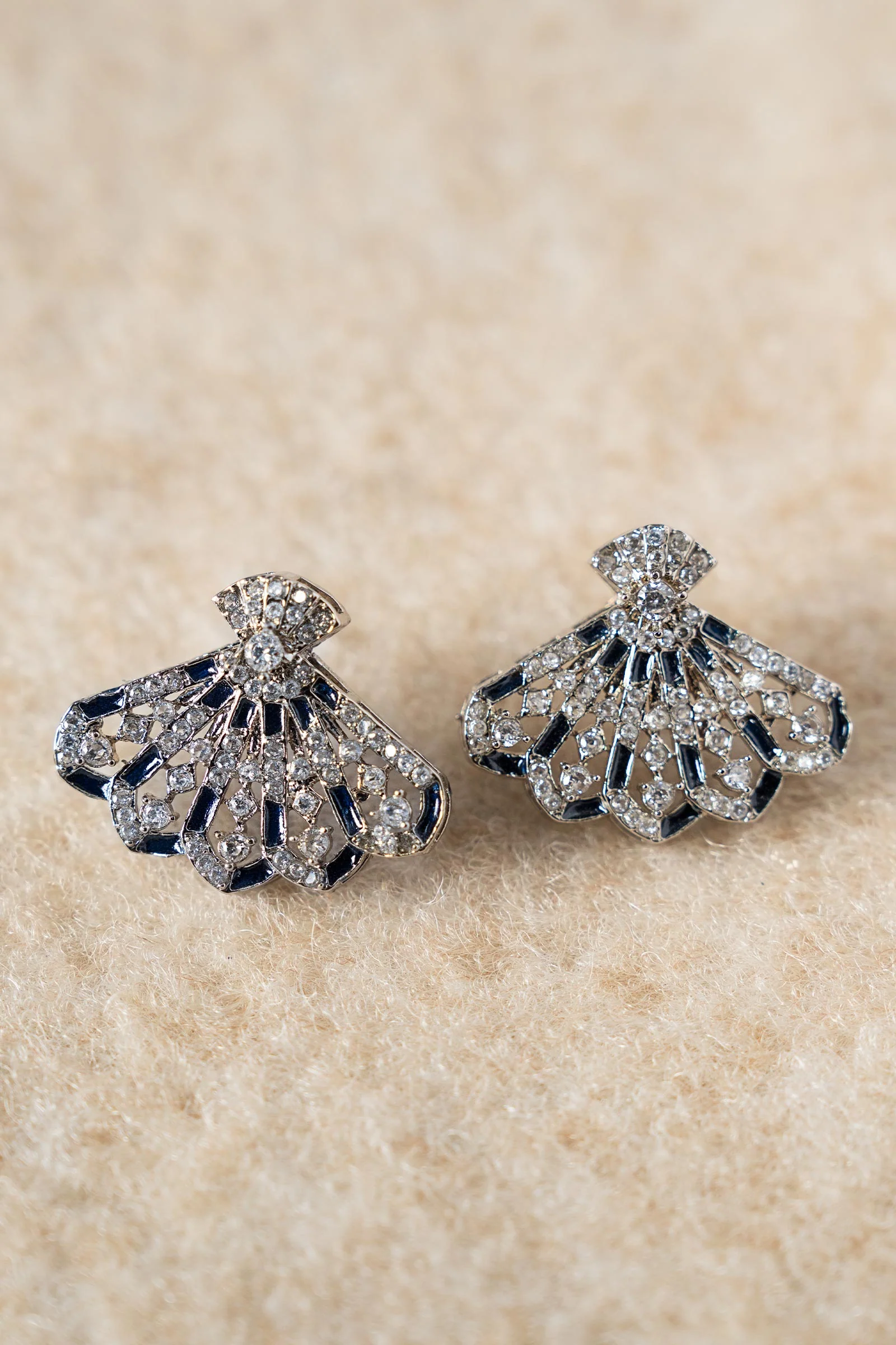 Peavera Studs - Image 5