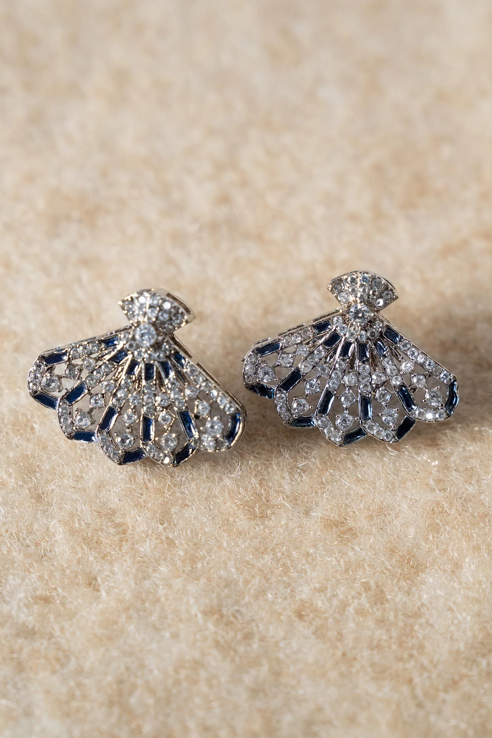 Peavera Studs - Image 6