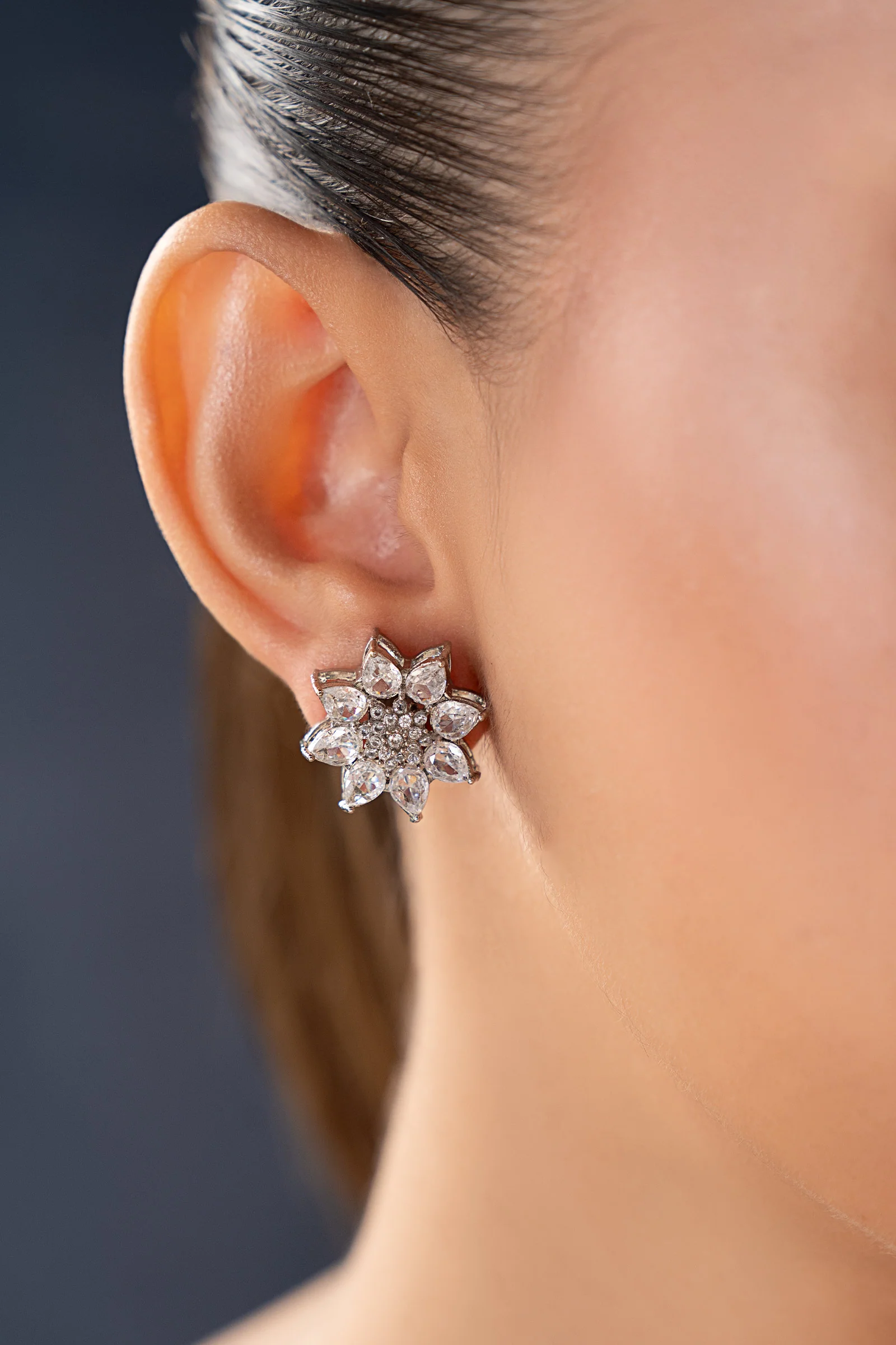 Snovia Studs - Image 3