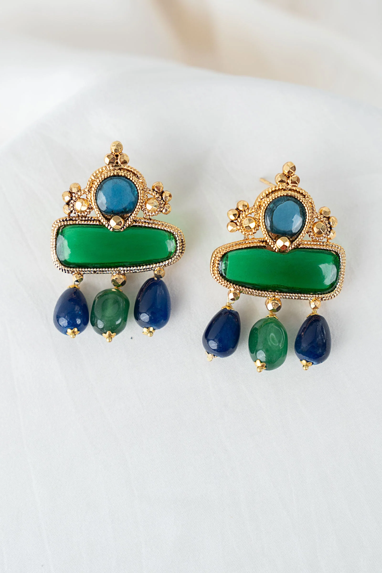 Onyrella Studs - Image 2