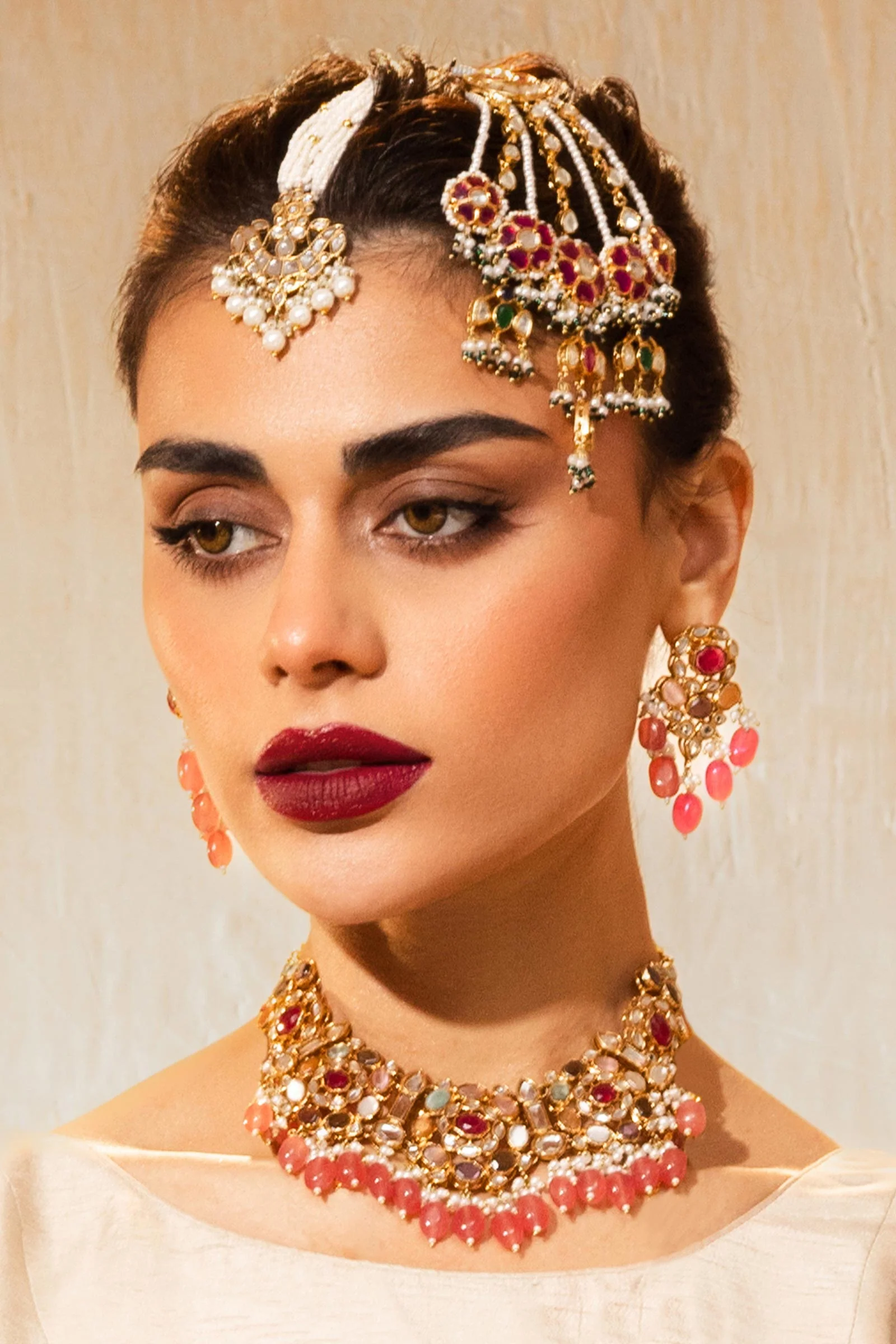 Sirin Necklace Set