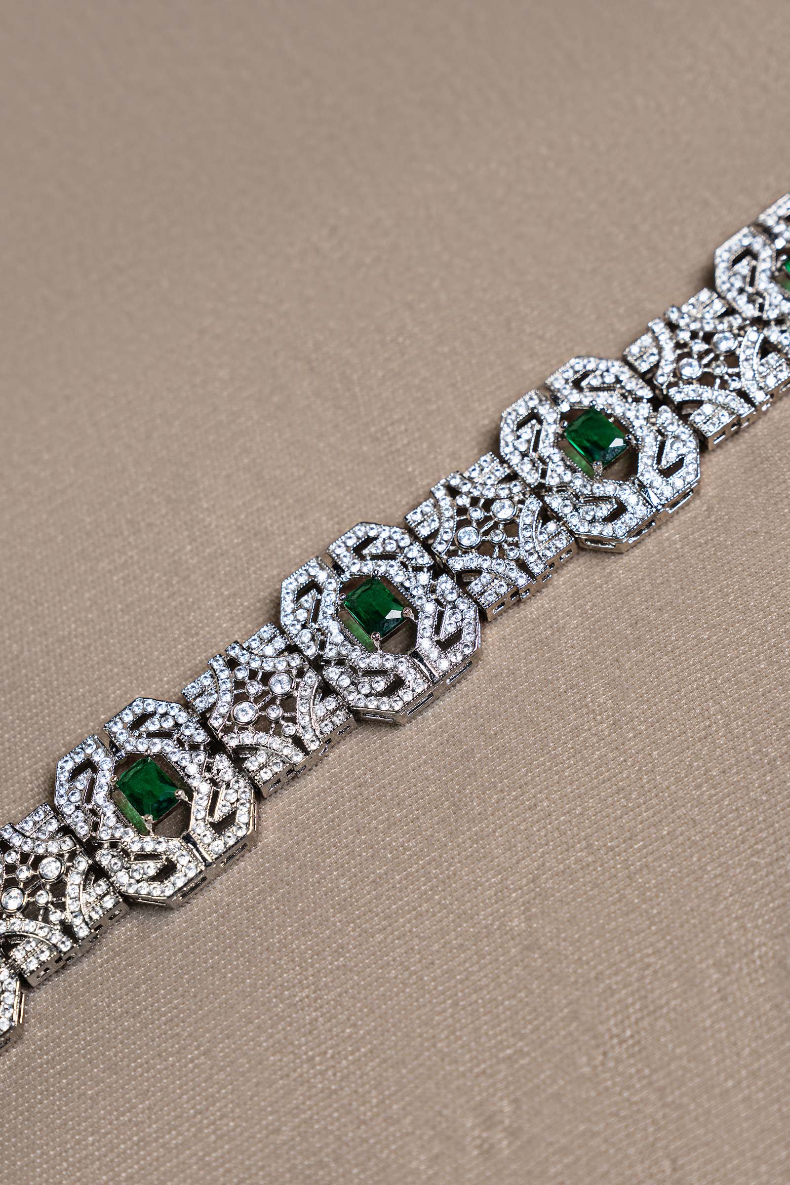 Ara Set - Image 9