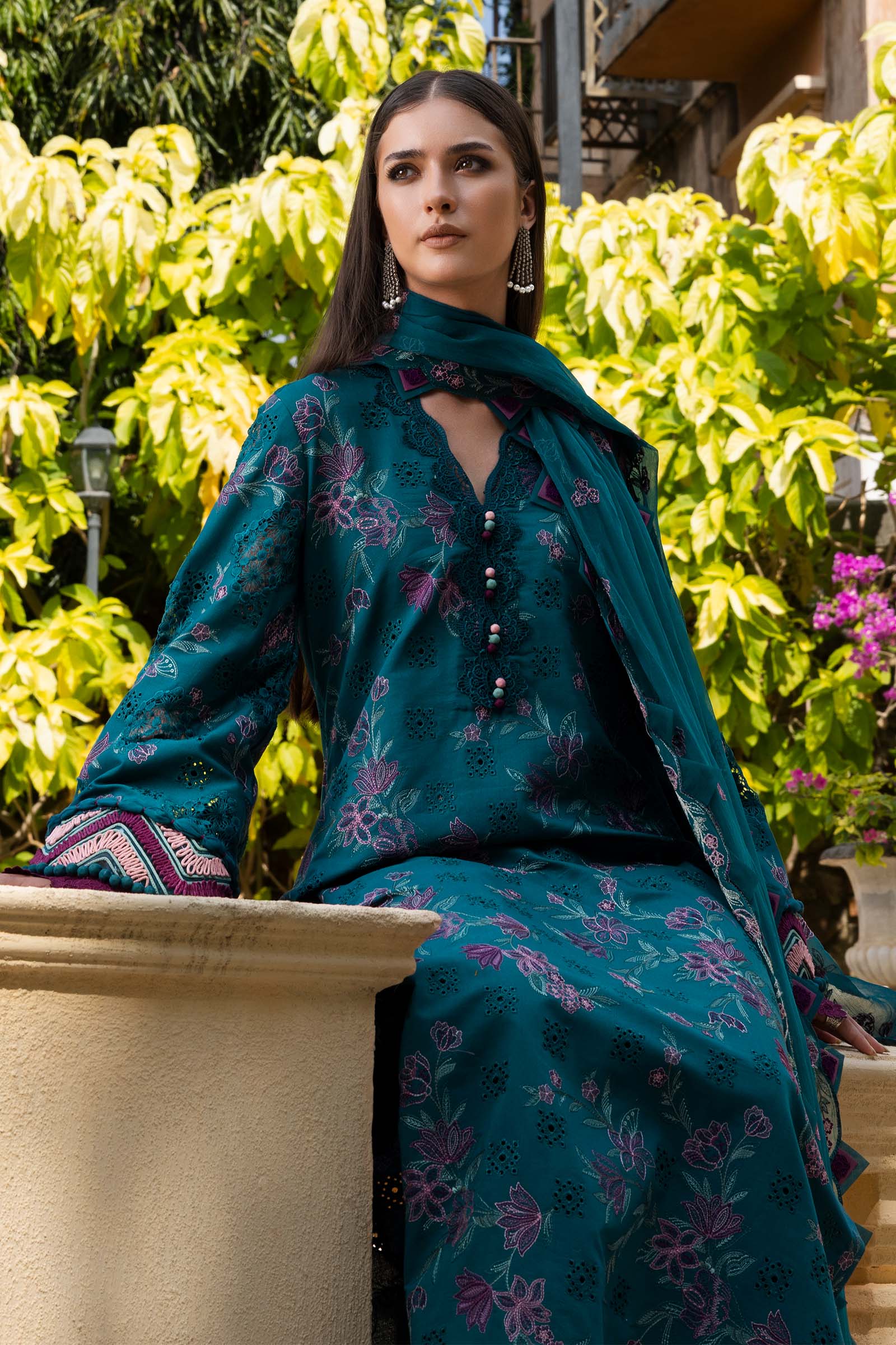Embroidered Lawn Fabric (2Pcs) - Image 4