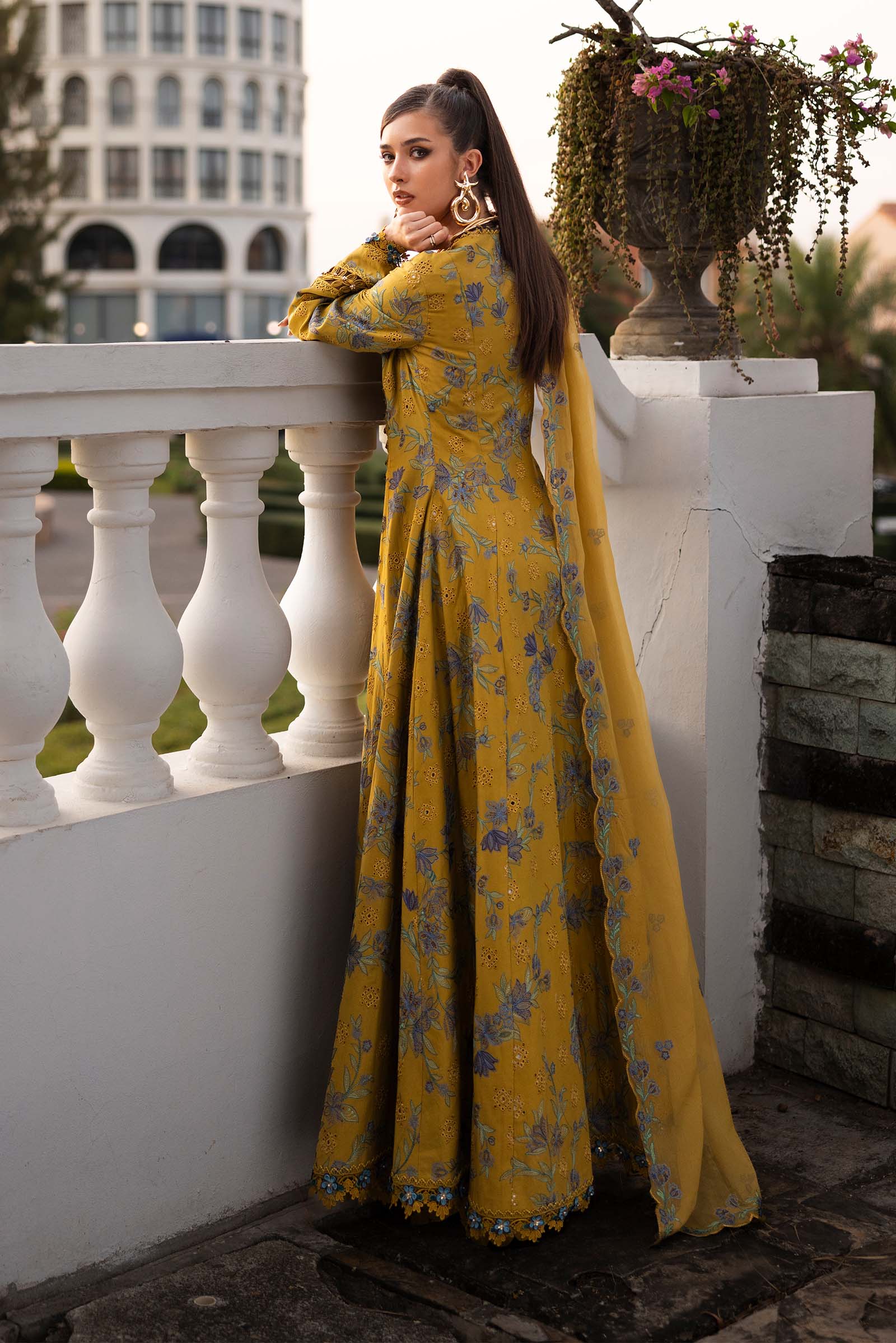Embroidered Lawn Fabric (2Pcs) - Image 6