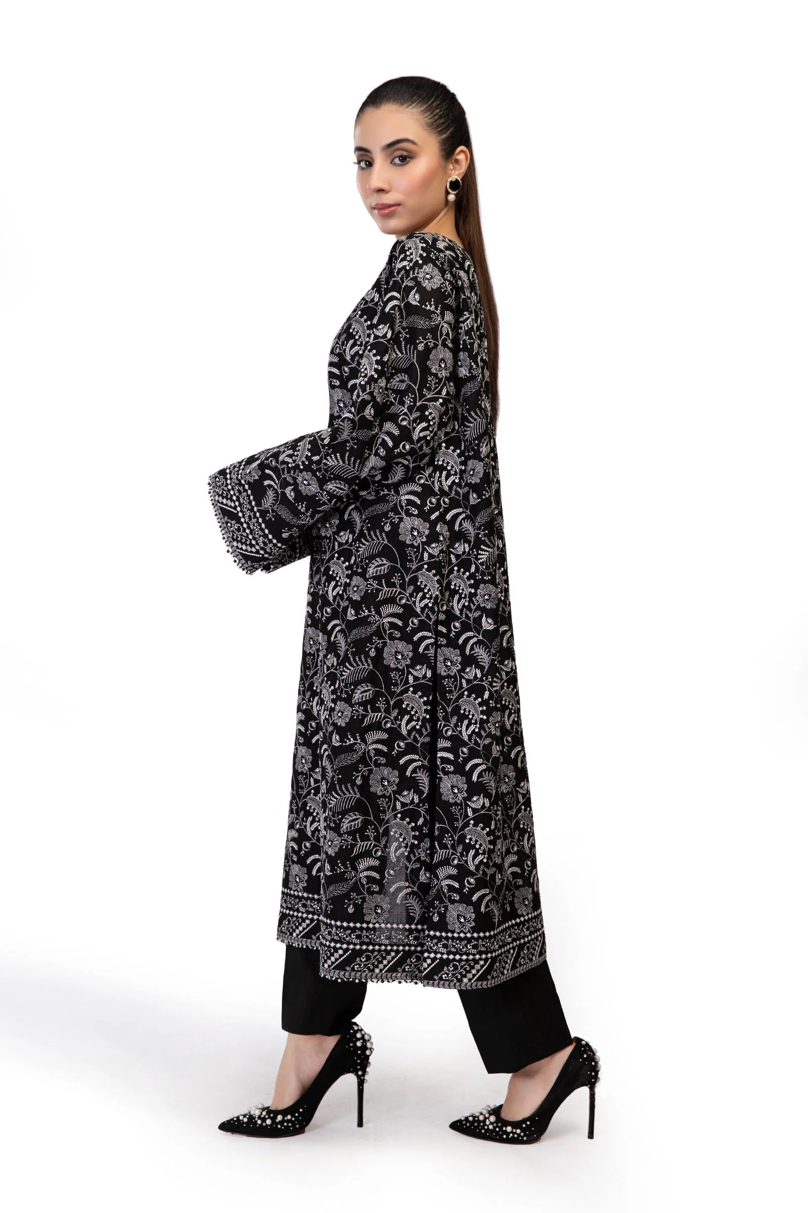 M.Luxe Fabrics Black LF-406 - Image 3