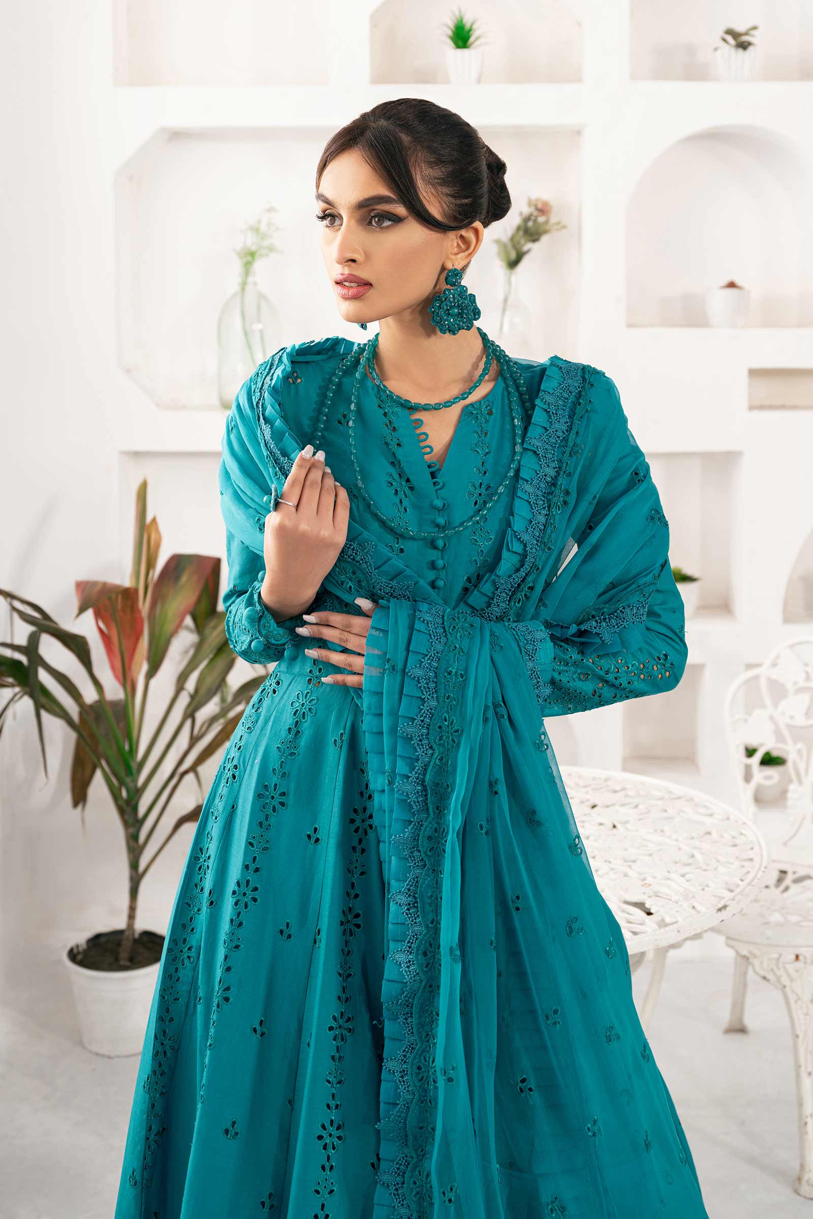 M.Luxe Unstitched | LF-605 - Image 3