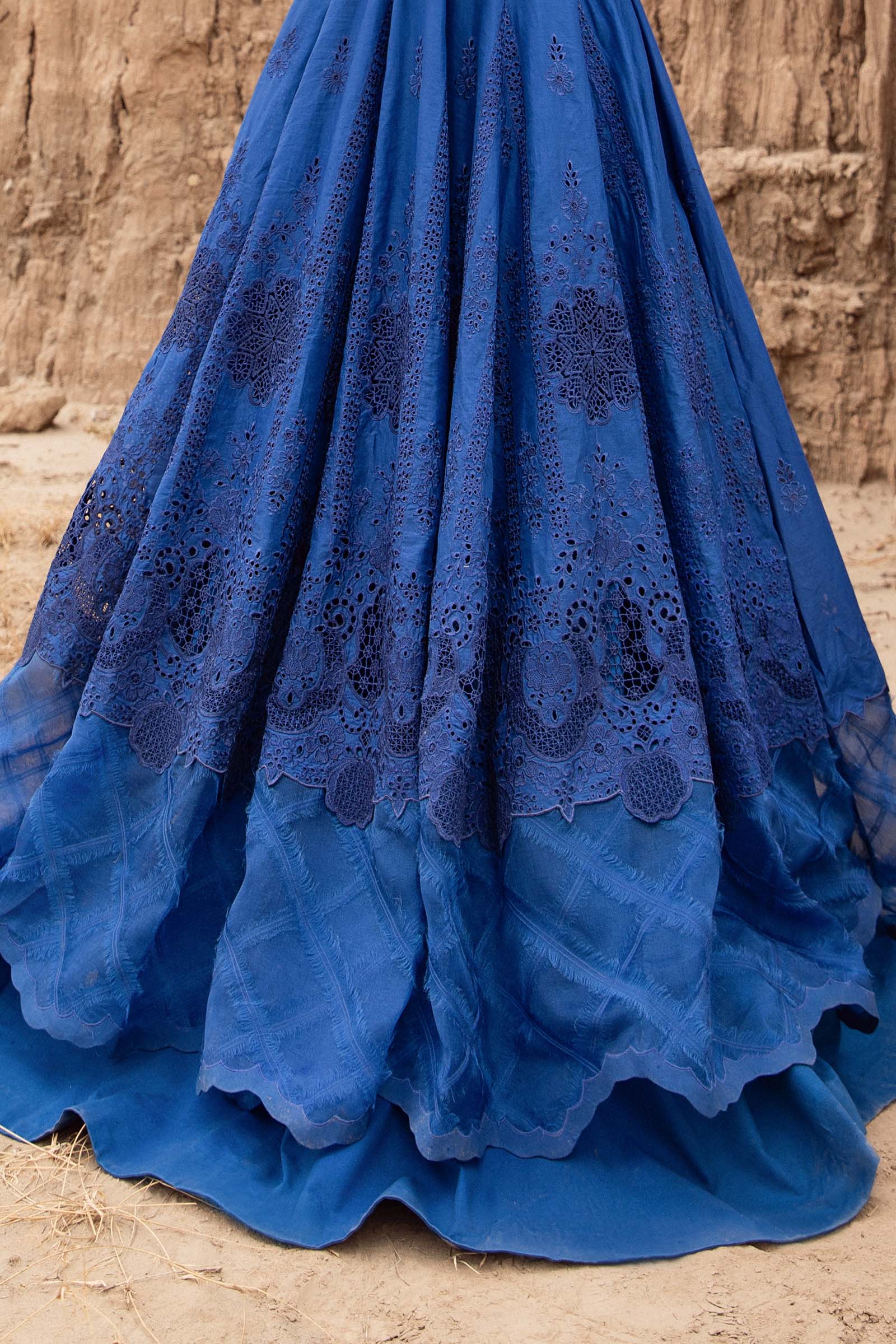Embroidered Lawn Fabric (3Pcs) | LF-803 - Image 3