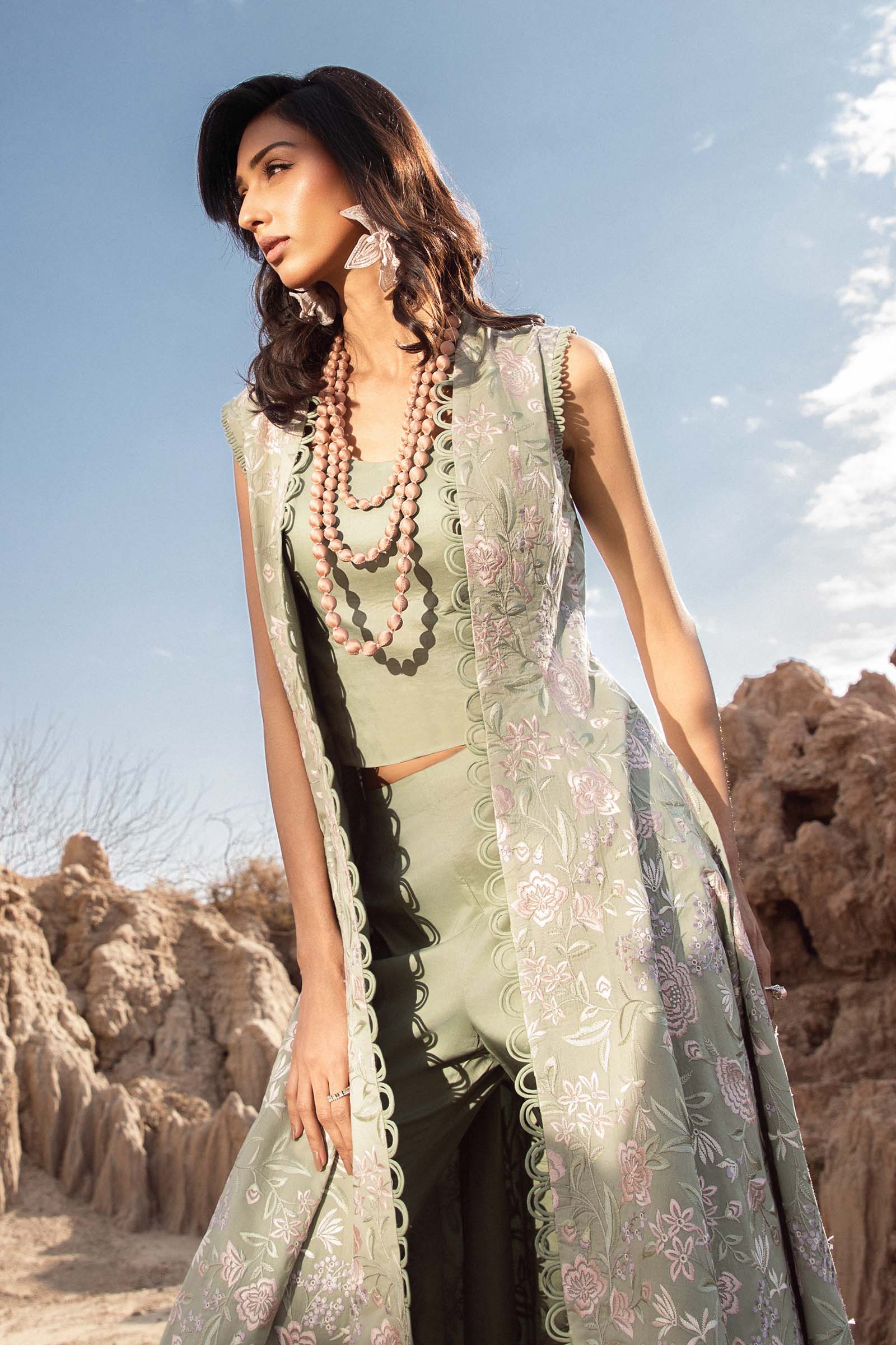 Embroidered Lawn Fabric (2Pcs) | LF-814 - Image 4