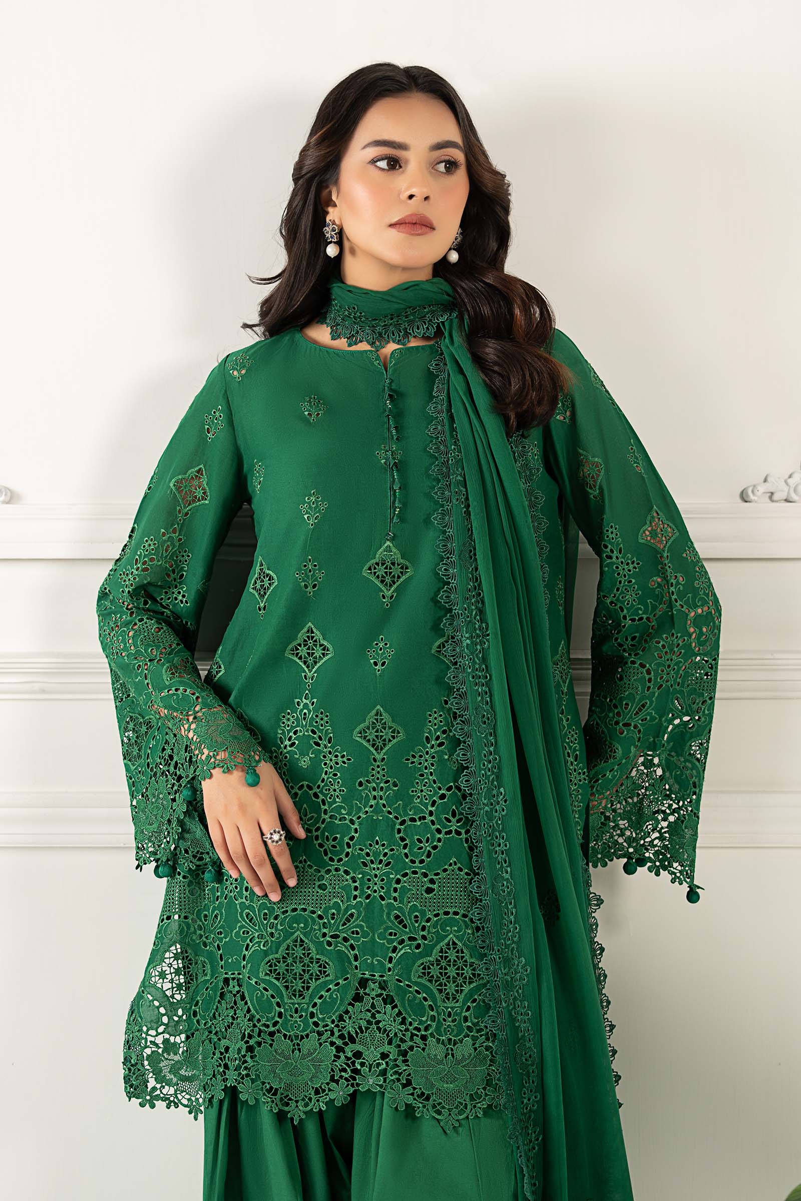 Embroidered Lawn Fabric (3Pcs) | LF-815 - Image 6