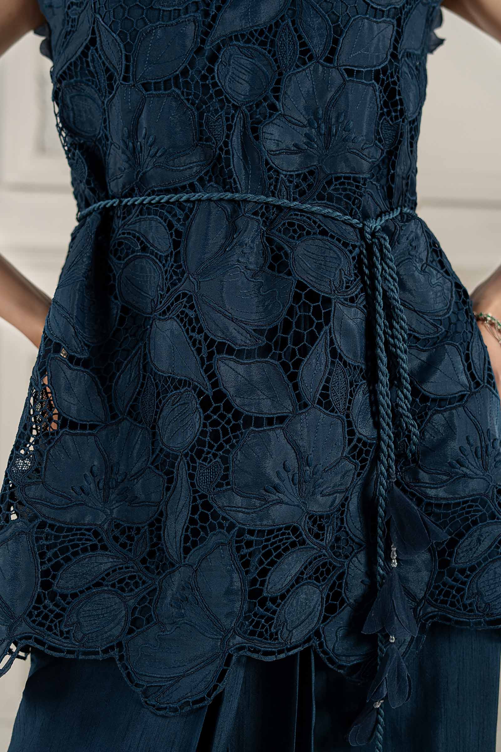 Embroidered Silk Fabric (1Pc) | LF-CH1 - Image 3