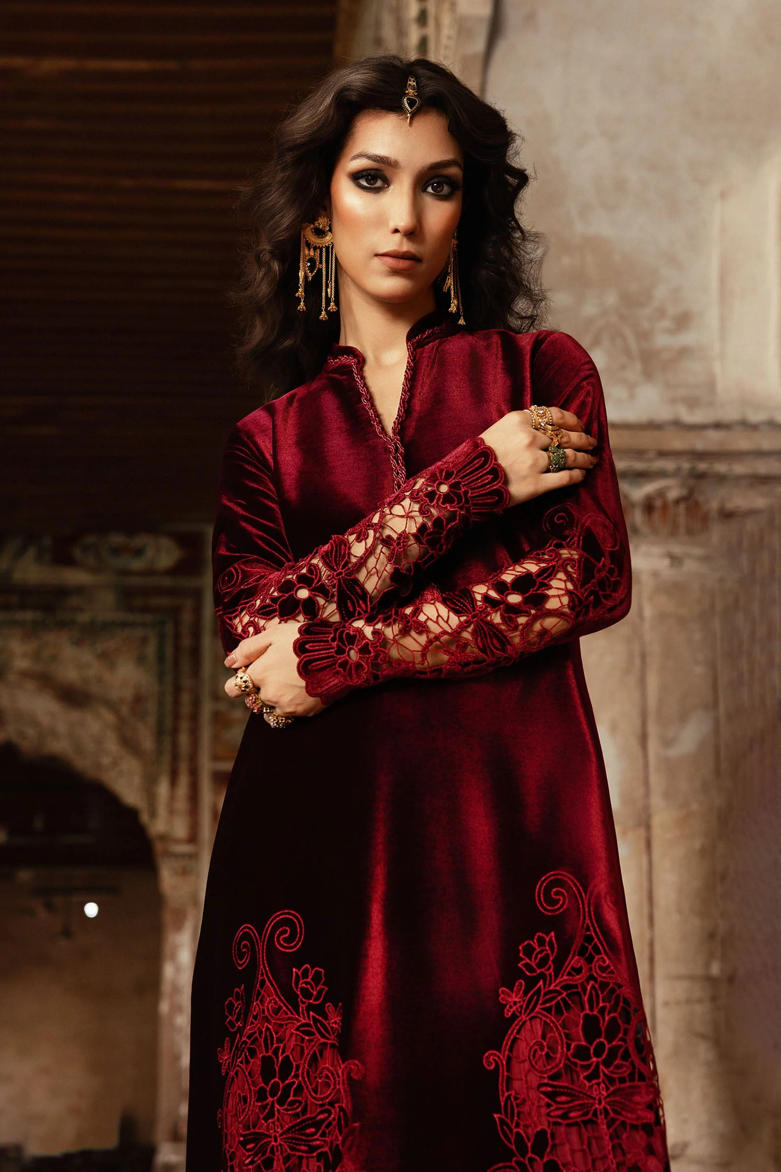 Embroidered Velvet Fabric (1Pc) | LF-CH25-02 - Image 4