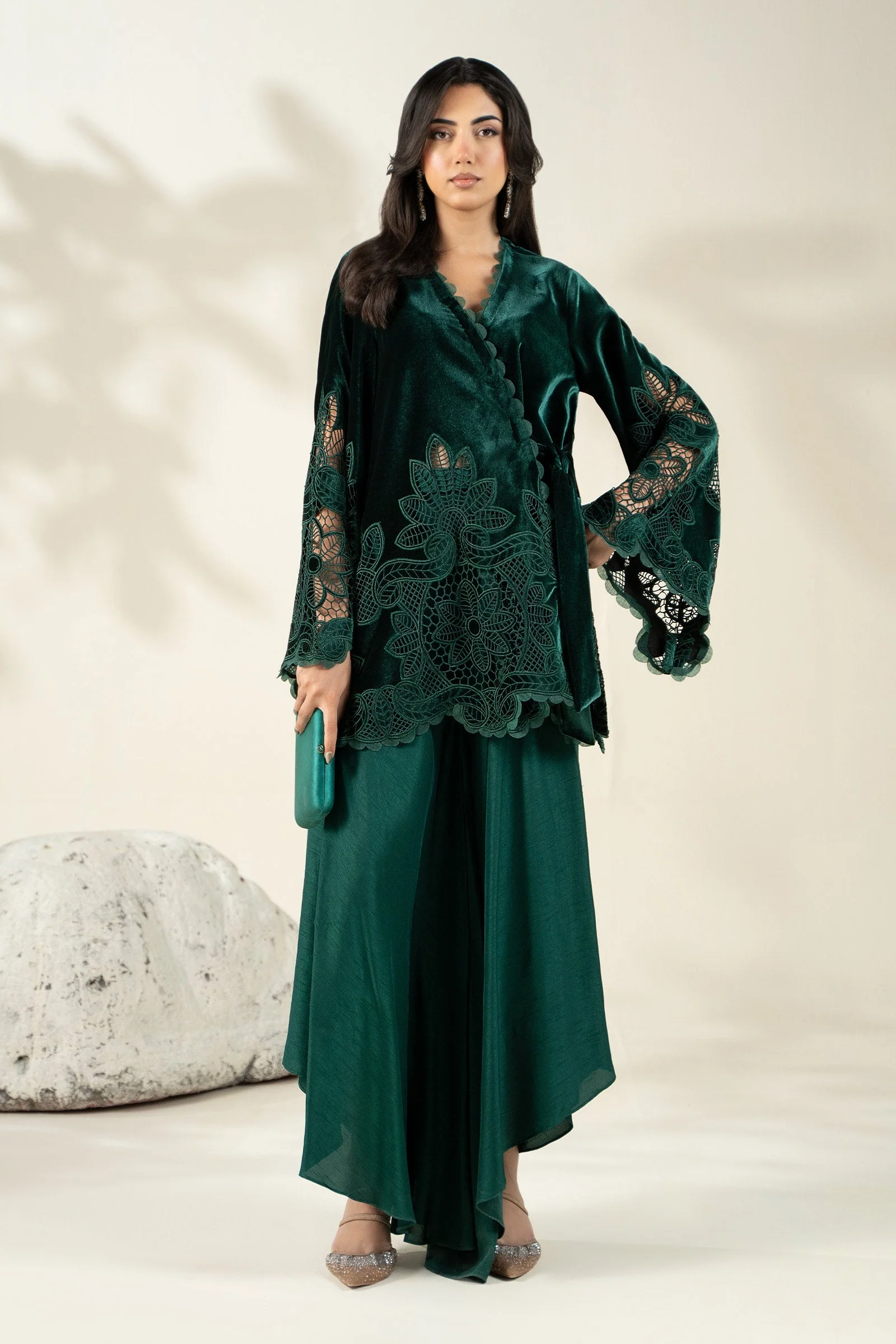 Embroidered Velvet Fabric (1Pc) | LF-CH25-05