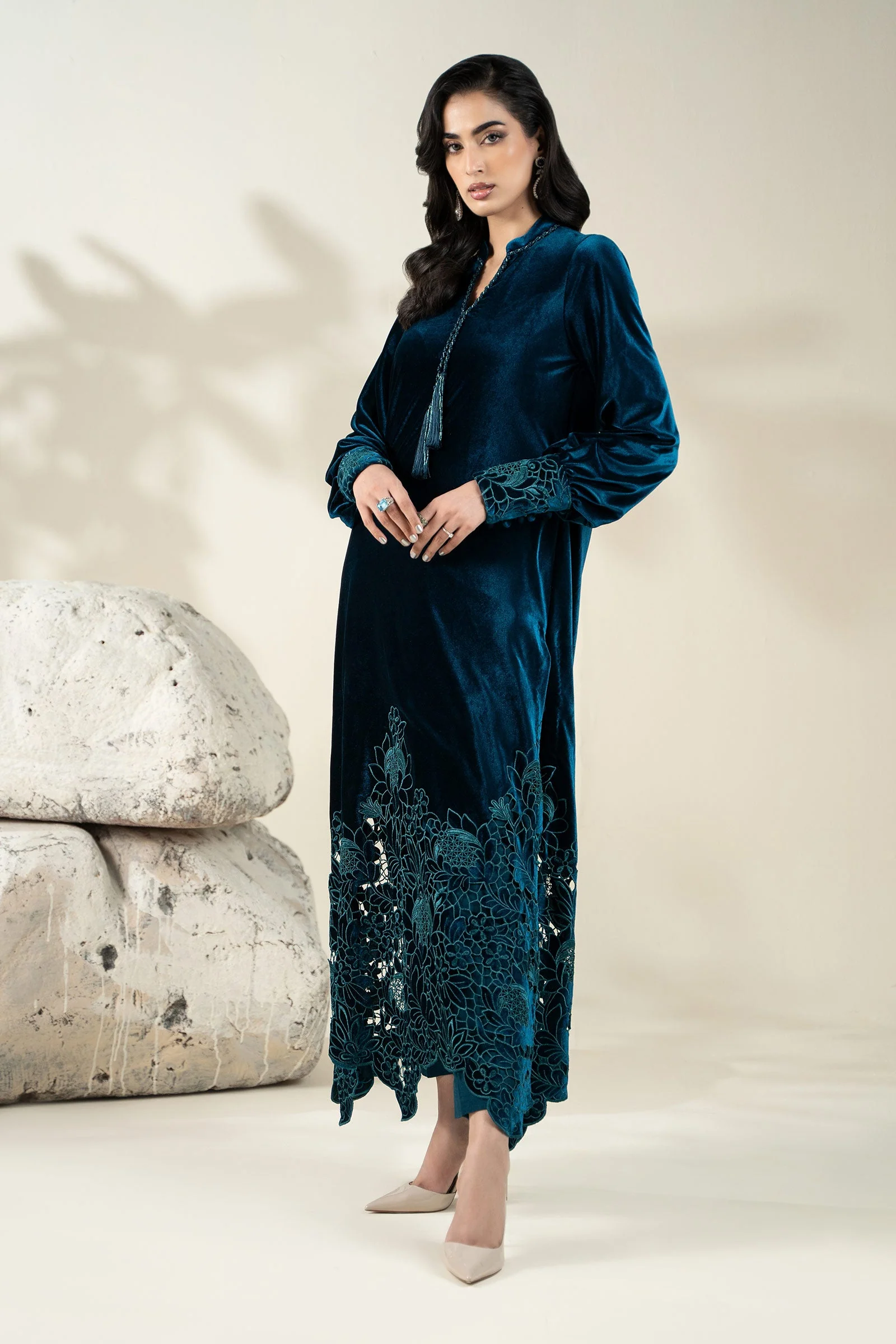 Embroidered Velvet Fabric (1Pc) | LF-CH25-06 - Image 4