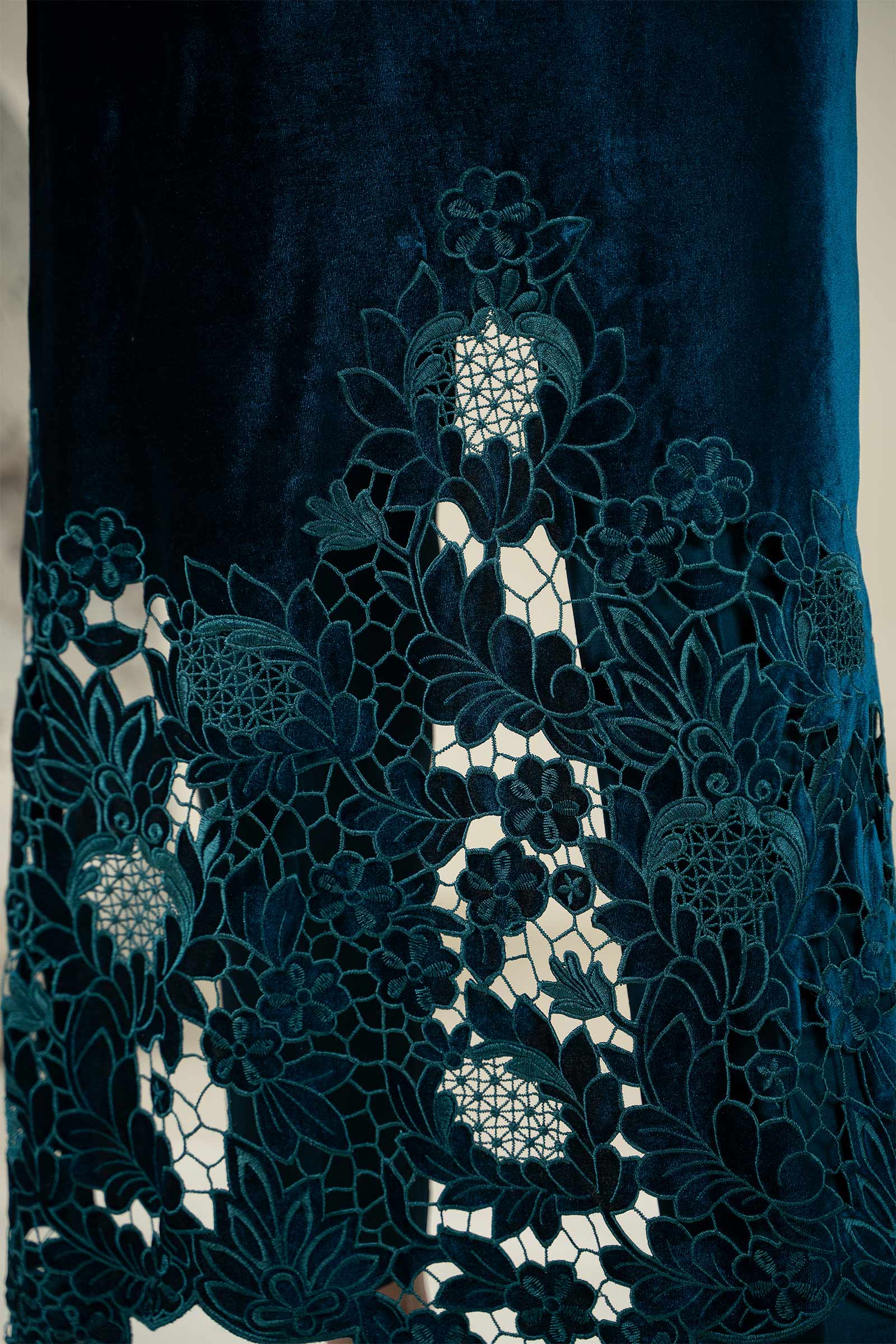 Embroidered Velvet Fabric (1Pc) | LF-CH25-06 - Image 5