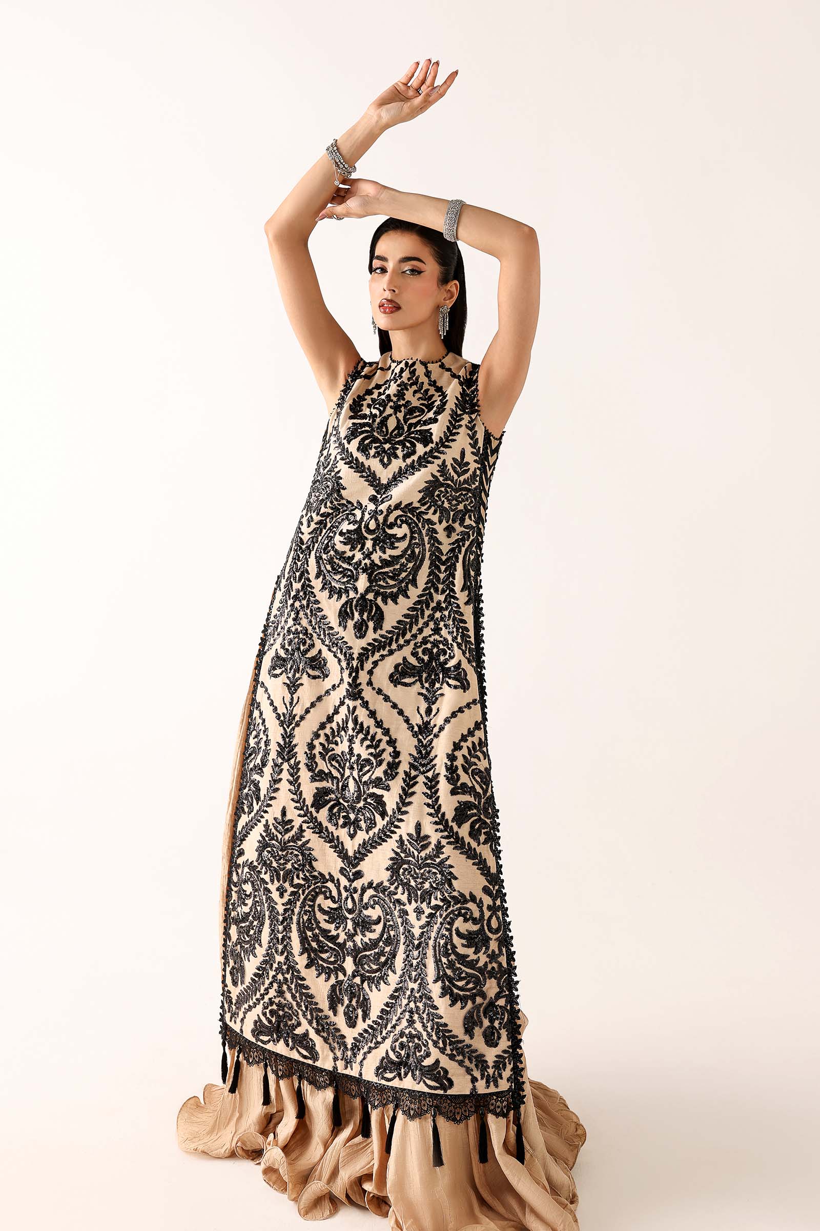 Embroidered Net Fabric (1Pc) - Image 3